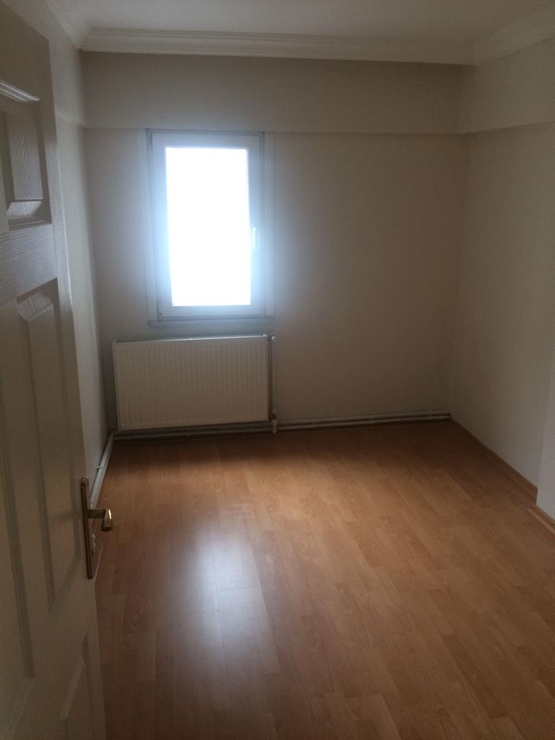 Kiralık Daire, İstanbul / ESENYURT / CUMHURİYET