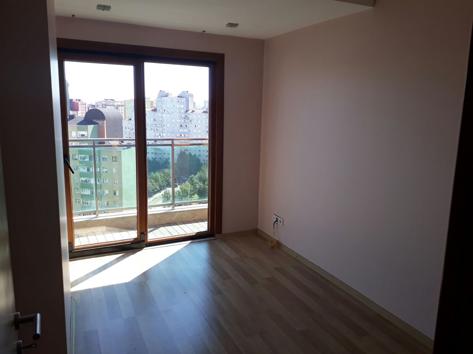 Kiralık Daire, İstanbul / ESENYURT / CUMHURİYET
