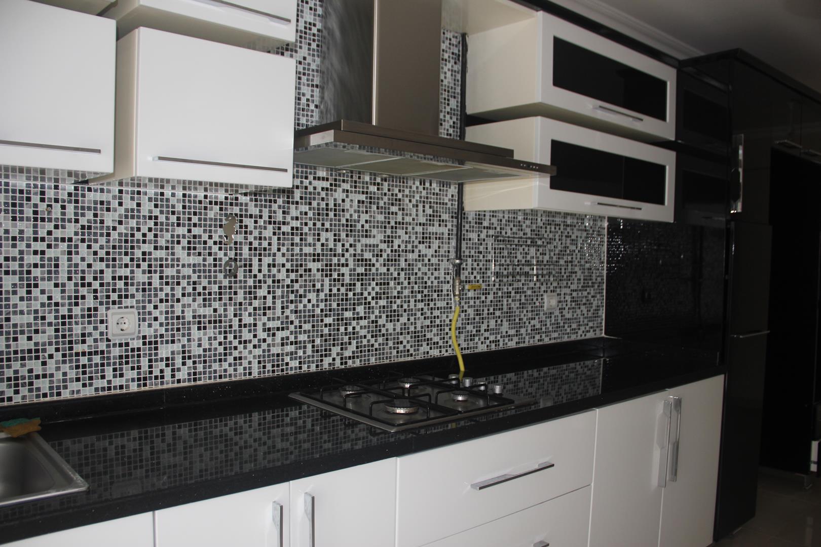 Satılık Apartman, İstanbul / ESENYURT / PİRİREİS