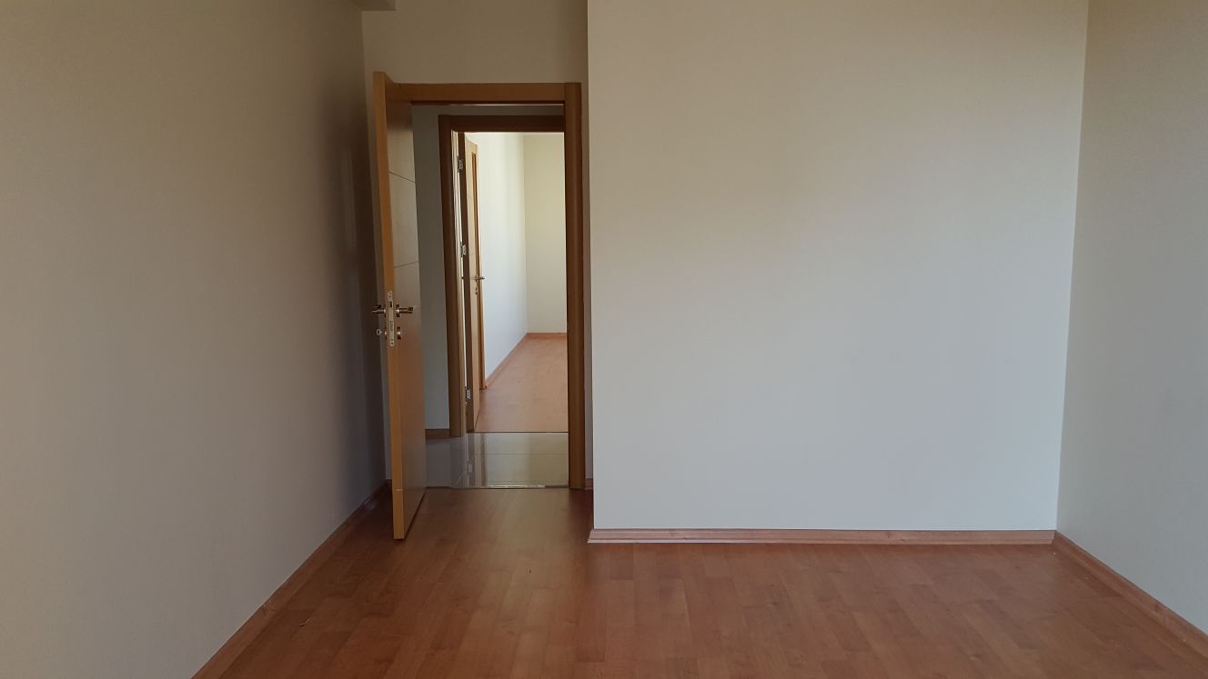 Kiralık Daire, İstanbul / ESENYURT / CUMHURİYET