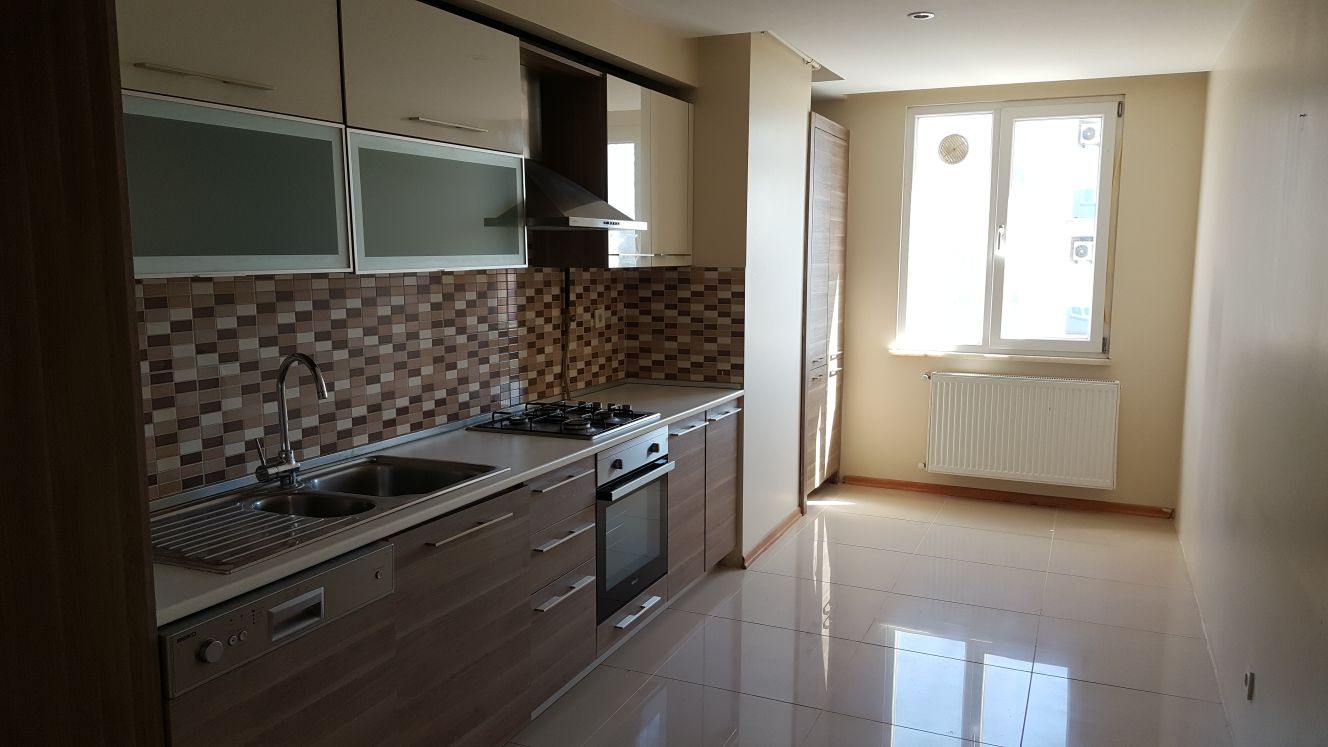 Kiralık Daire, İstanbul / ESENYURT / CUMHURİYET