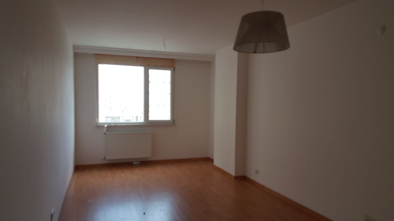 Kiralık Daire, İstanbul / ESENYURT / CUMHURİYET