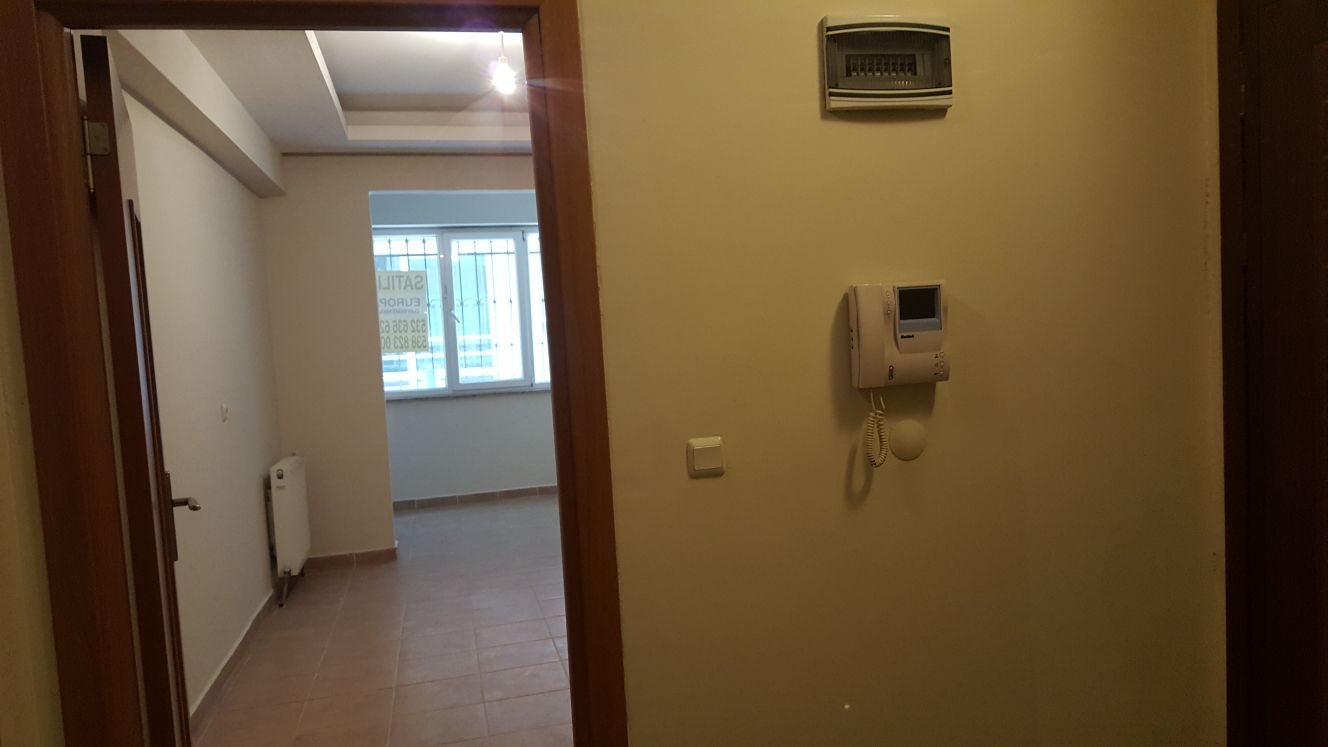 Kiralık Daire, İstanbul / ESENYURT / CUMHURİYET