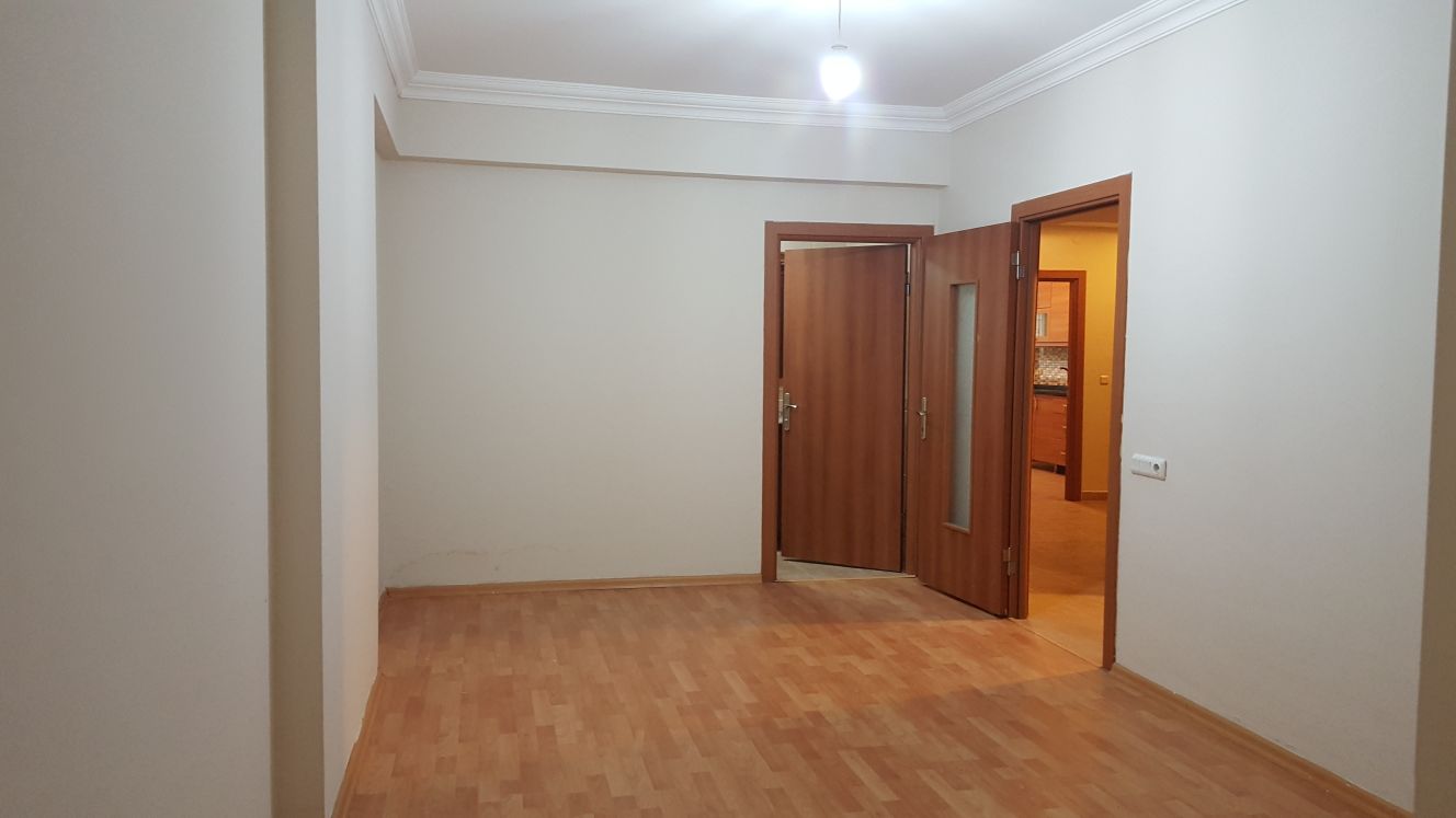 Kiralık Daire, İstanbul / ESENYURT / CUMHURİYET