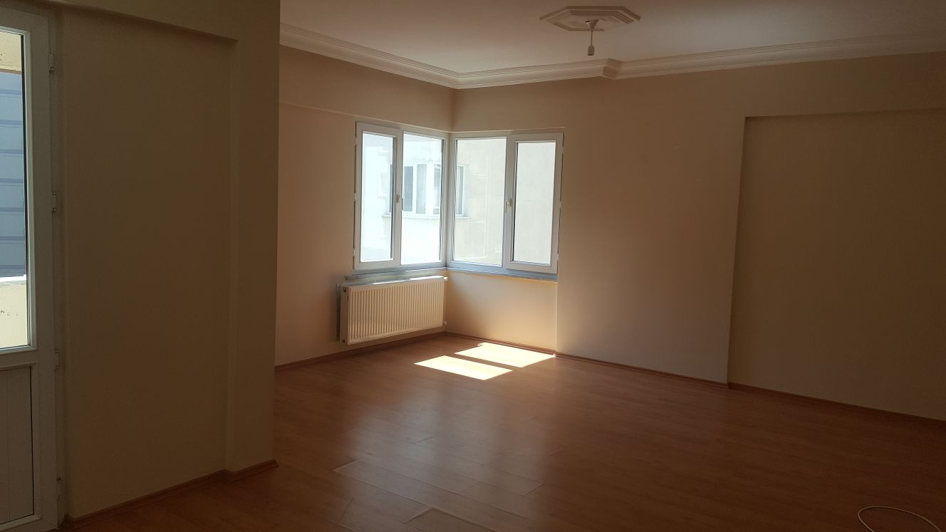 Kiralık Daire, İstanbul / ESENYURT / CUMHURİYET