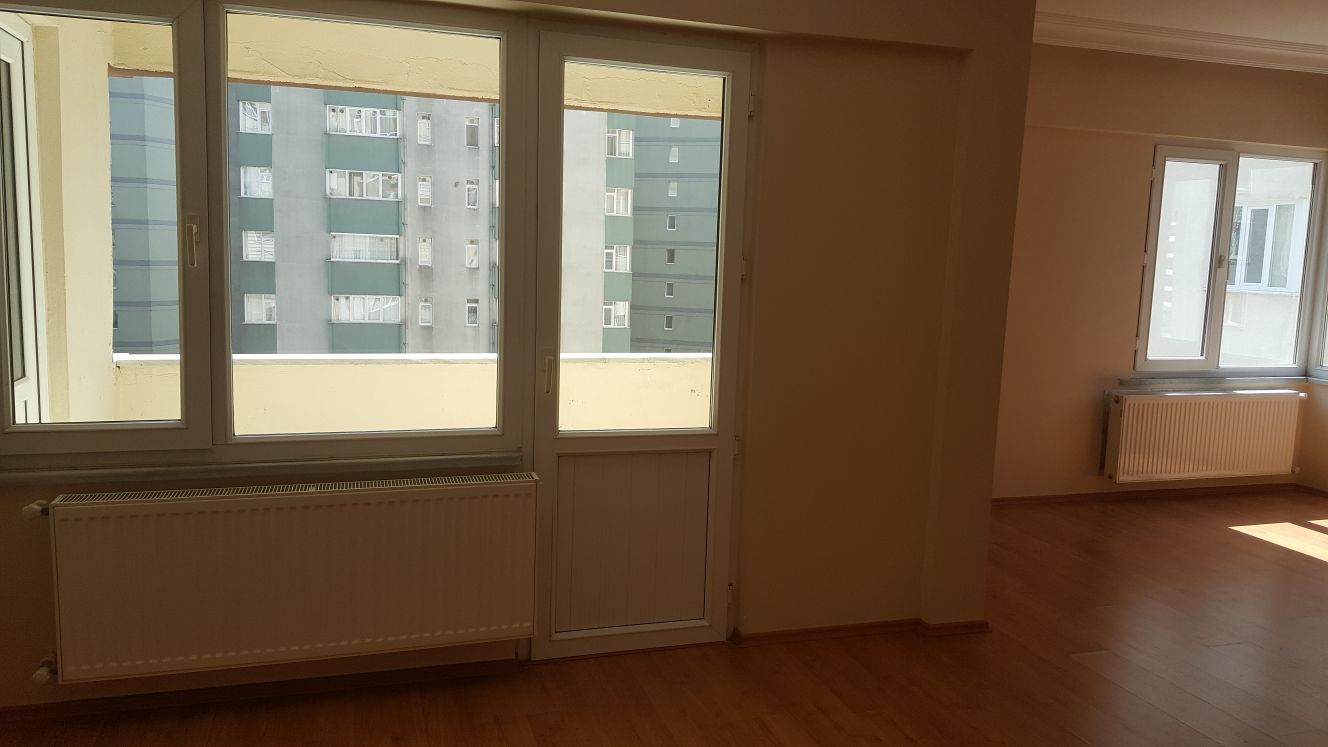Kiralık Daire, İstanbul / ESENYURT / CUMHURİYET