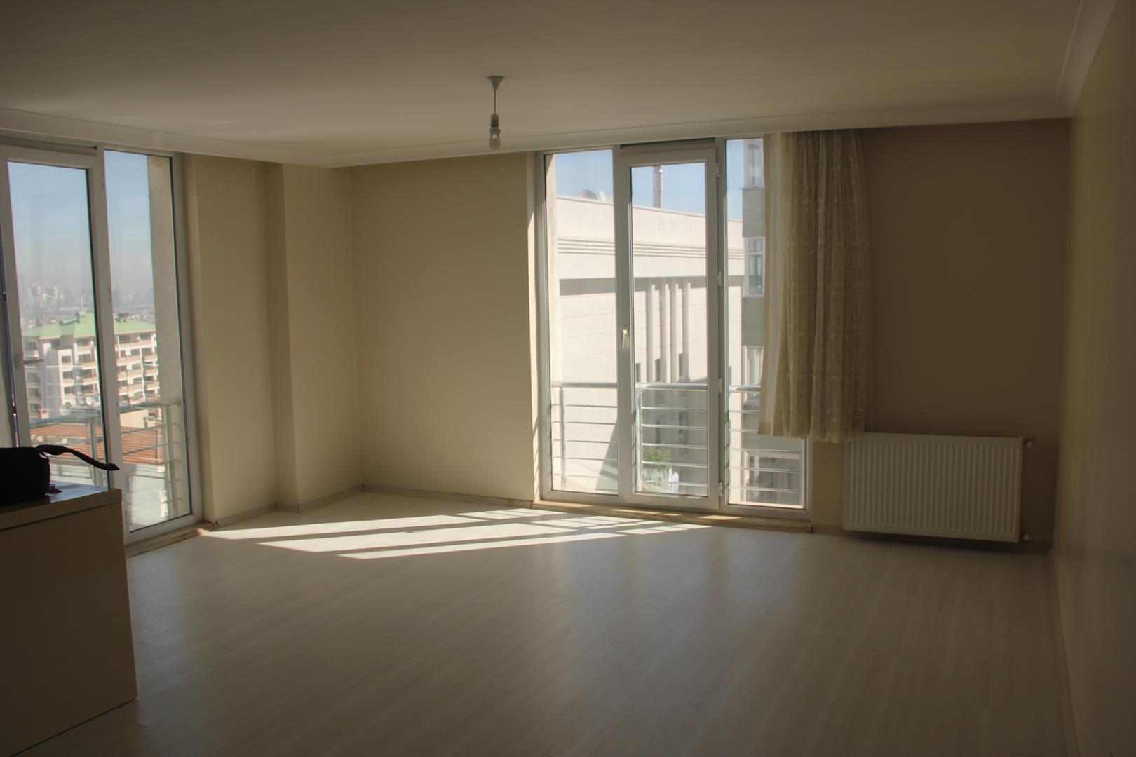 Kiralık Daire, İstanbul / ESENYURT / CUMHURİYET
