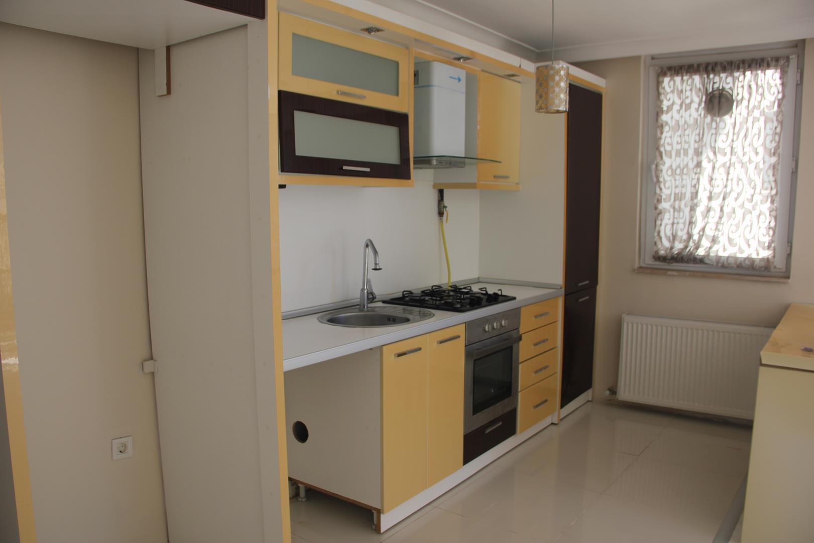 Kiralık Daire, İstanbul / ESENYURT / CUMHURİYET