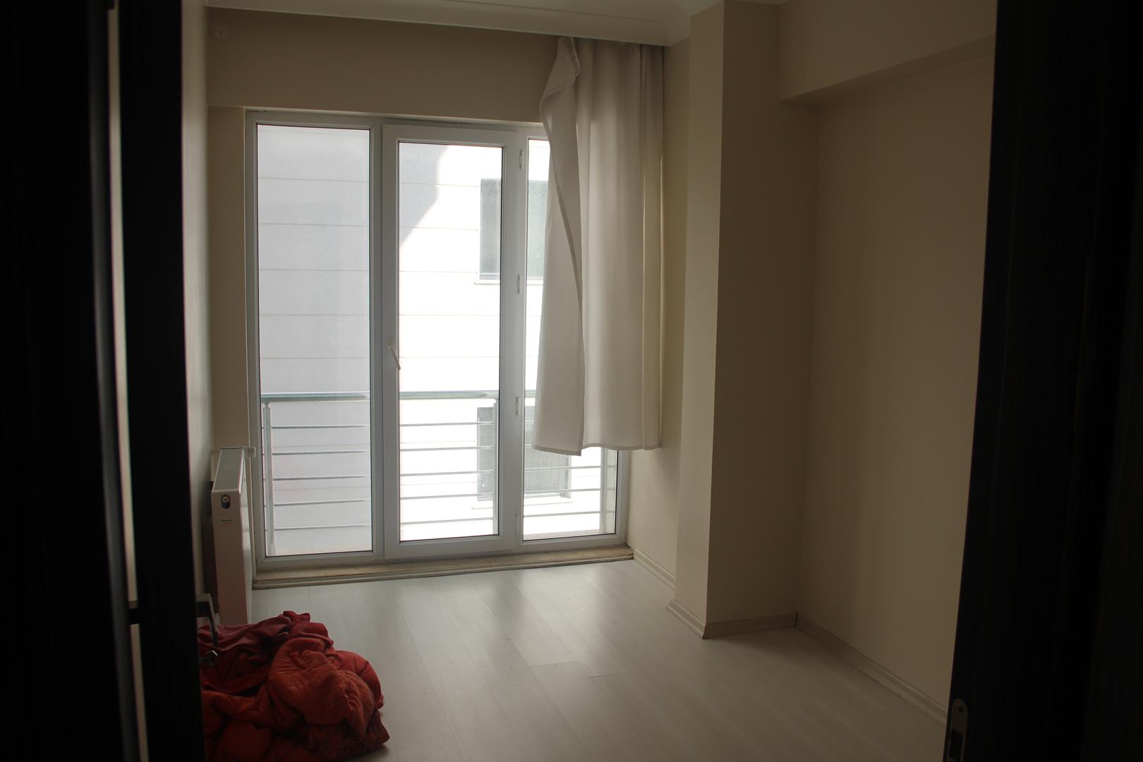 Kiralık Daire, İstanbul / ESENYURT / CUMHURİYET