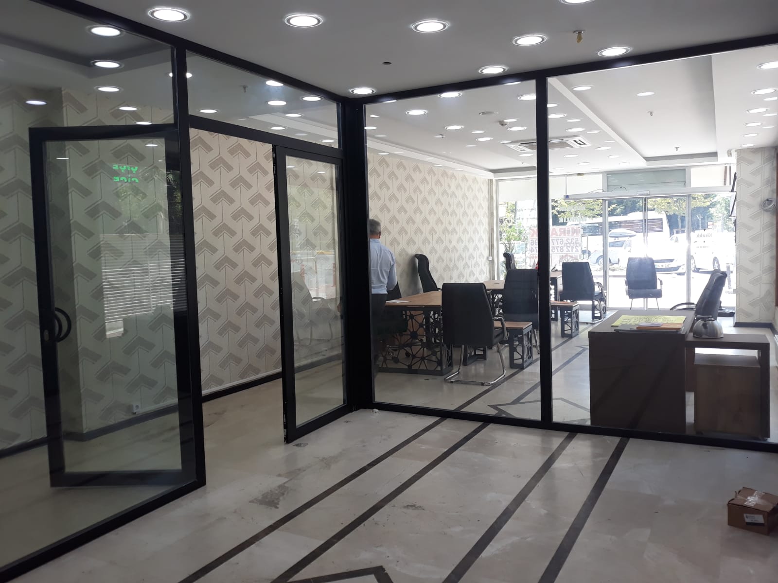 Kiralık Dükkan, İstanbul / ESENYURT / CUMHURİYET