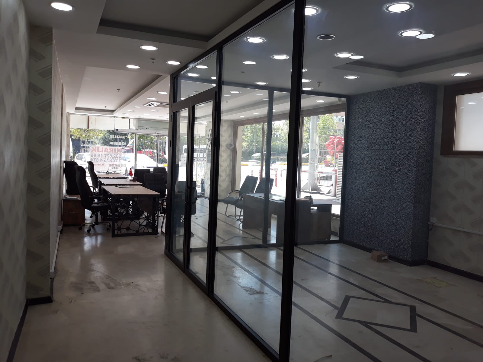 Kiralık Dükkan, İstanbul / ESENYURT / CUMHURİYET