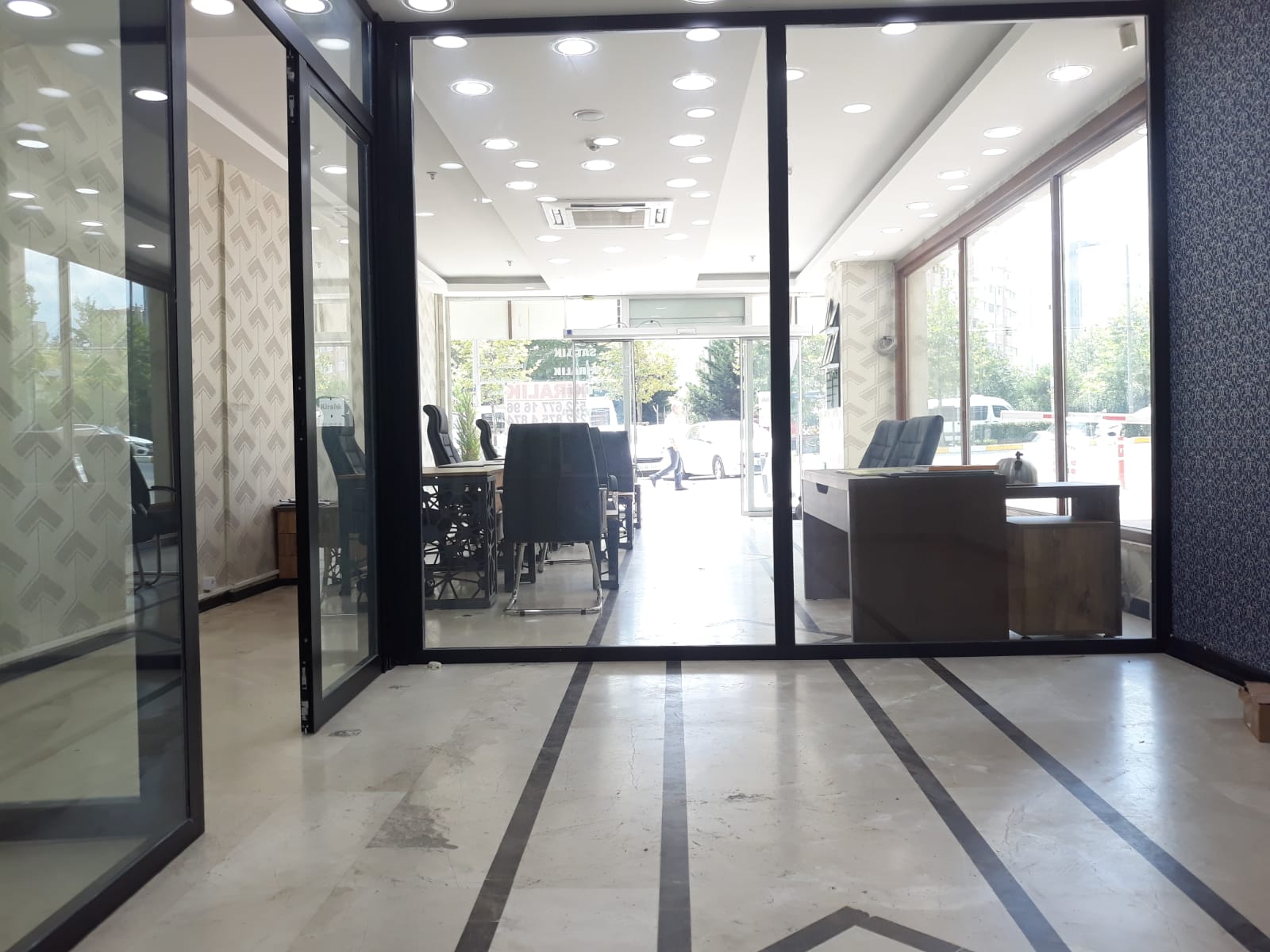 Kiralık Dükkan, İstanbul / ESENYURT / CUMHURİYET