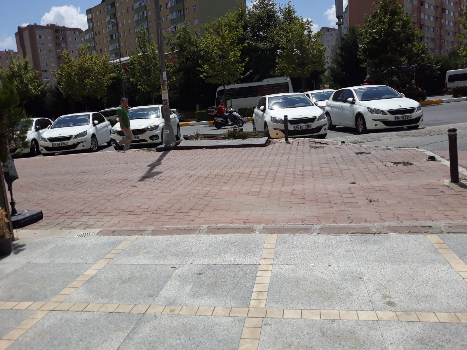 Kiralık Dükkan, İstanbul / ESENYURT / CUMHURİYET