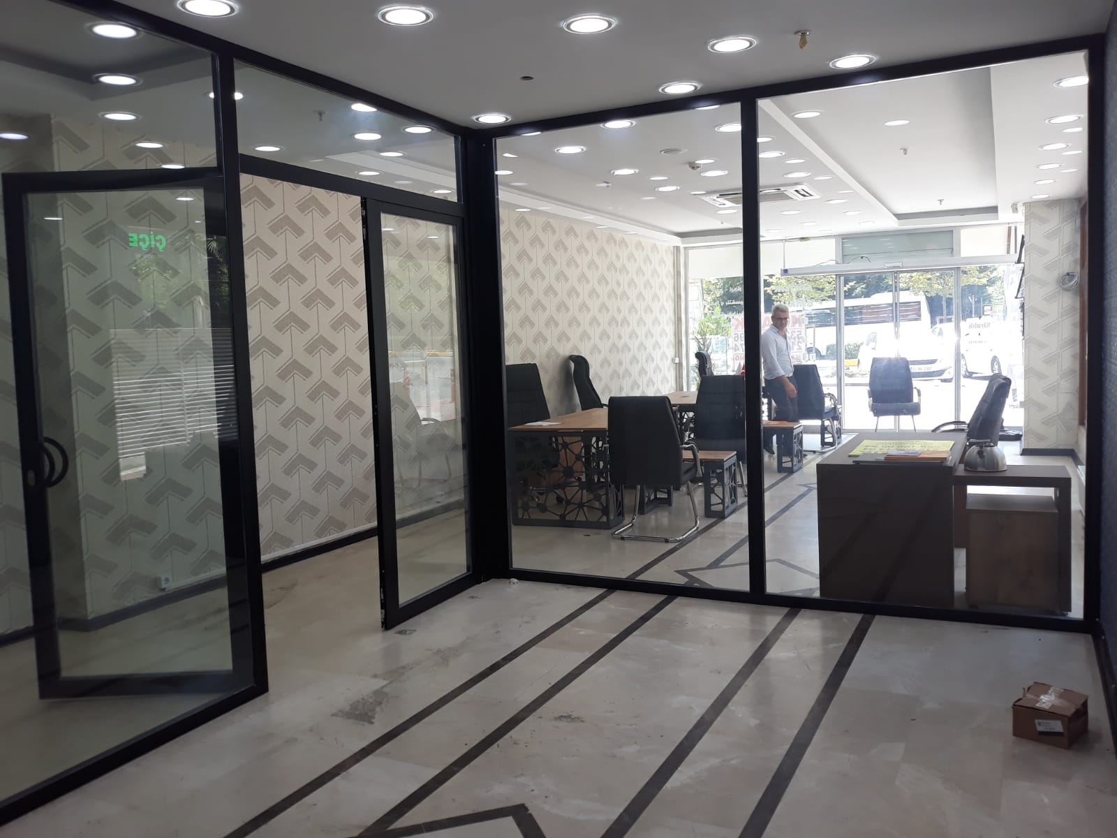 Kiralık Dükkan, İstanbul / ESENYURT / CUMHURİYET