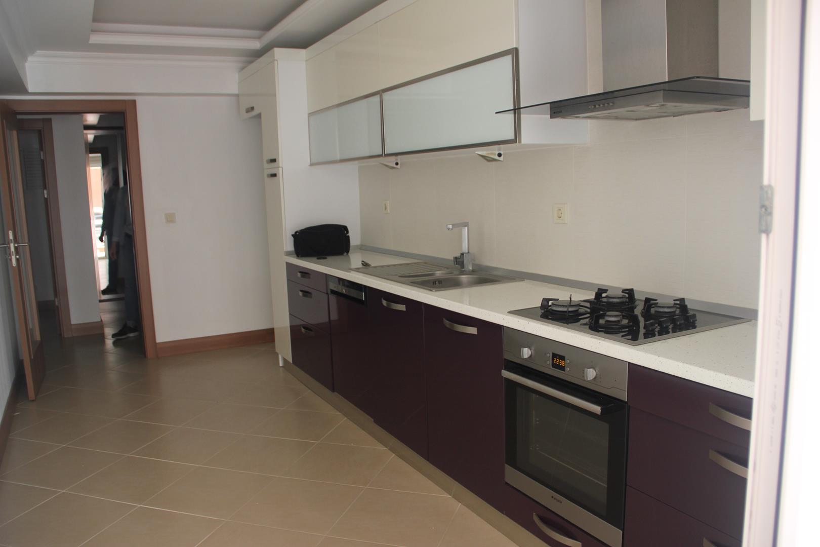 Kiralık Daire, İstanbul / ESENYURT / CUMHURİYET
