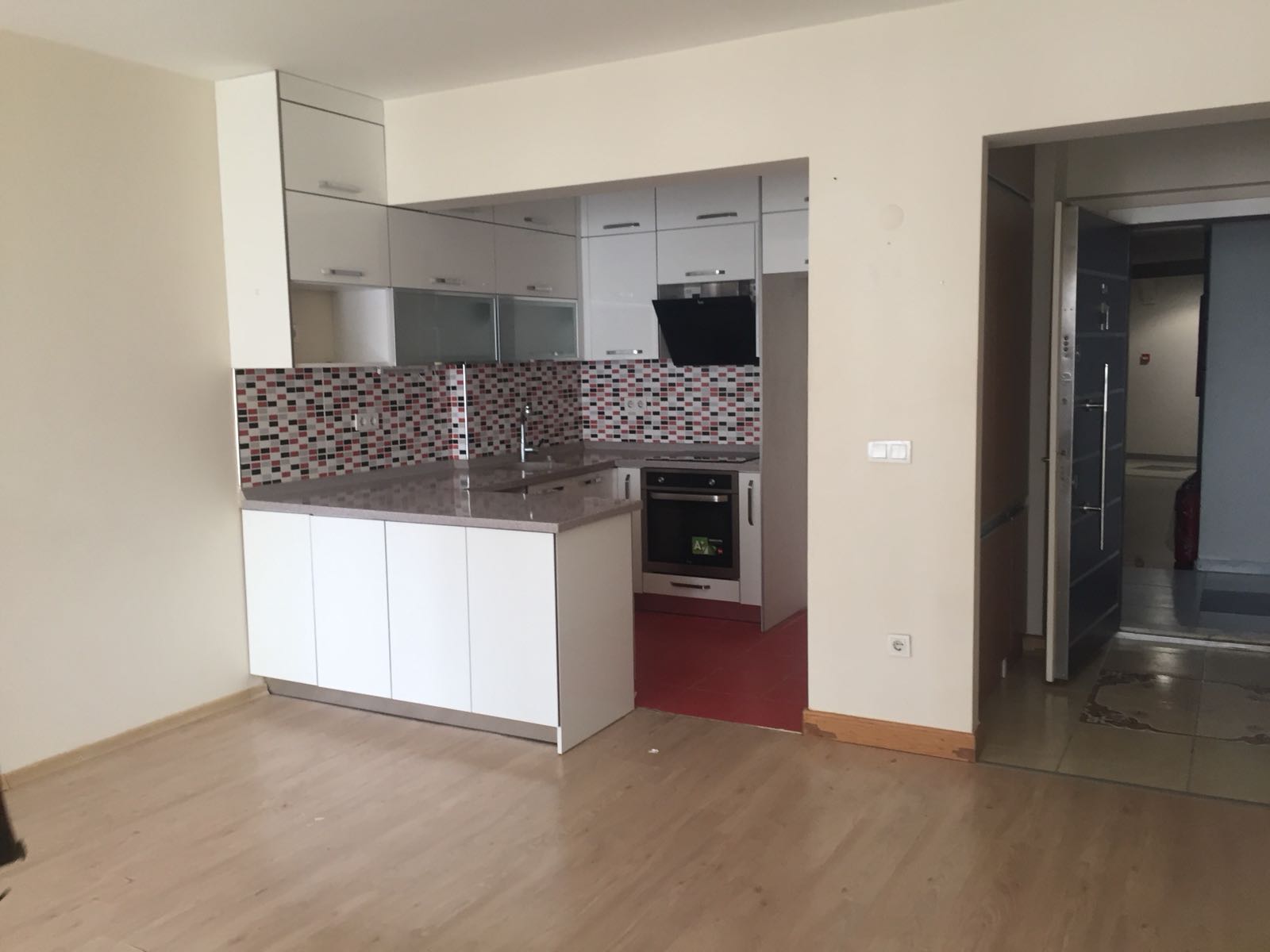 Kiralık Daire, İstanbul / ESENYURT / CUMHURİYET