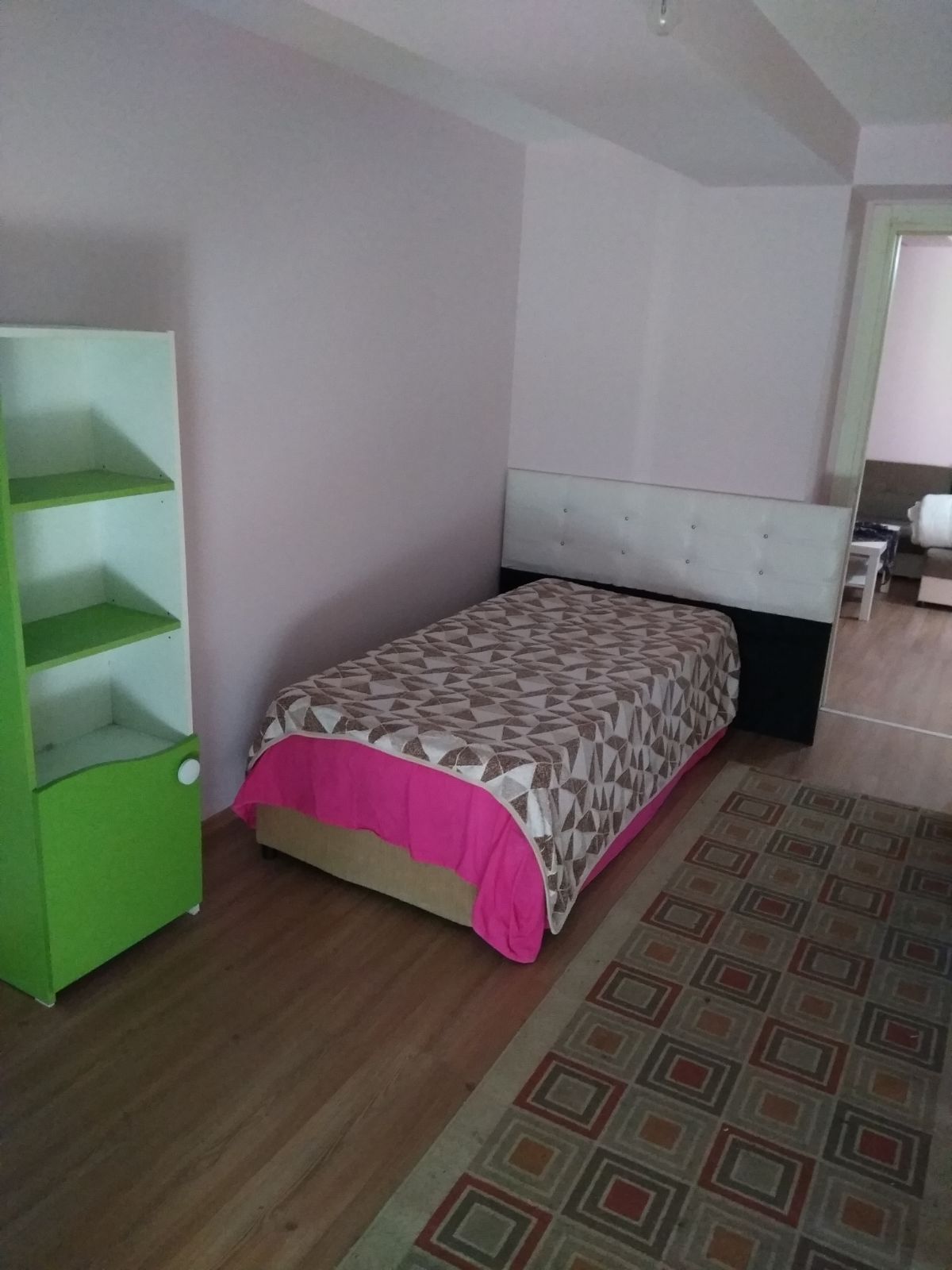Kiralık Daire, İstanbul / ESENYURT / PİRİ REİS
