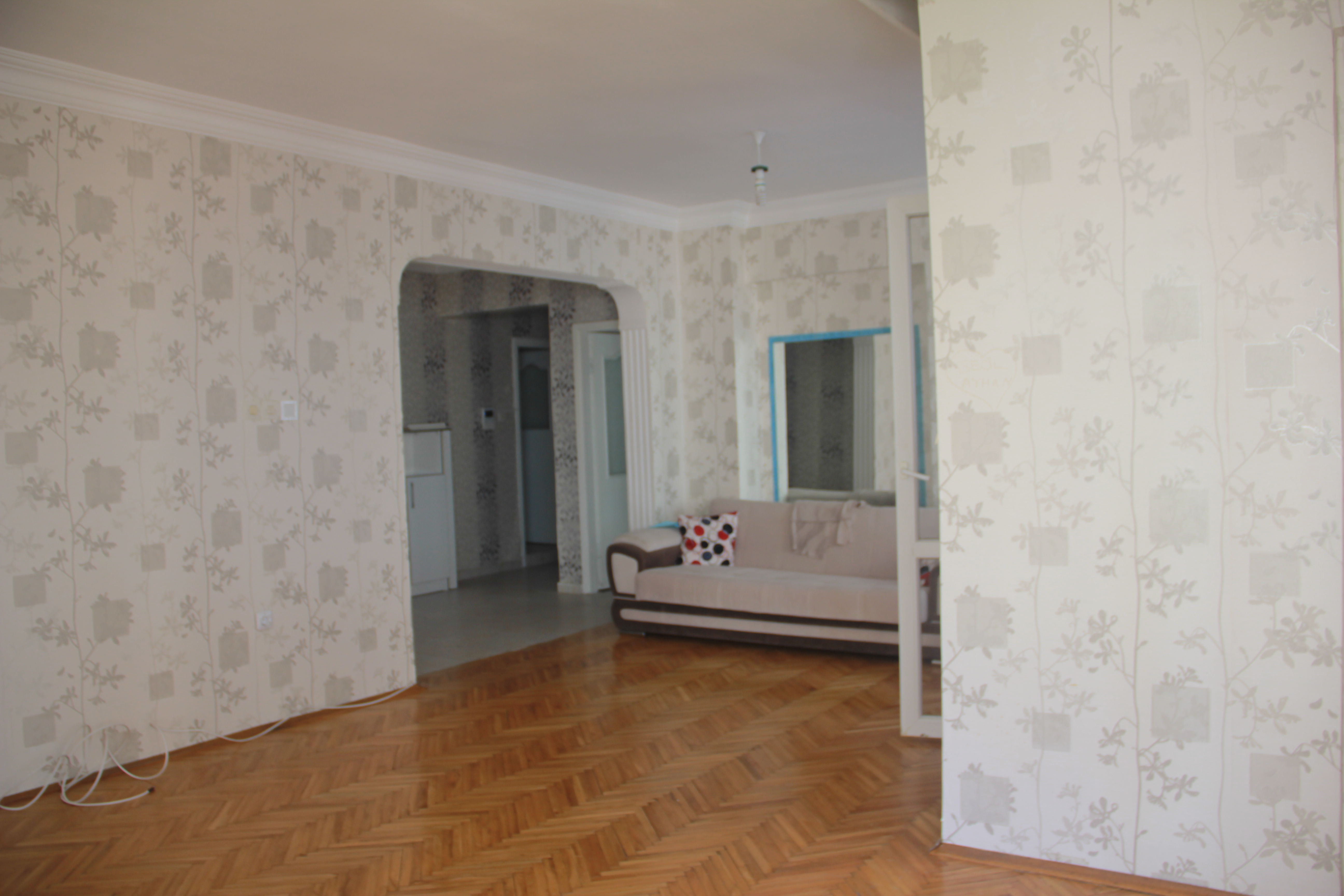 Kiralık Daire, İstanbul / ESENYURT / CUMHURİYET