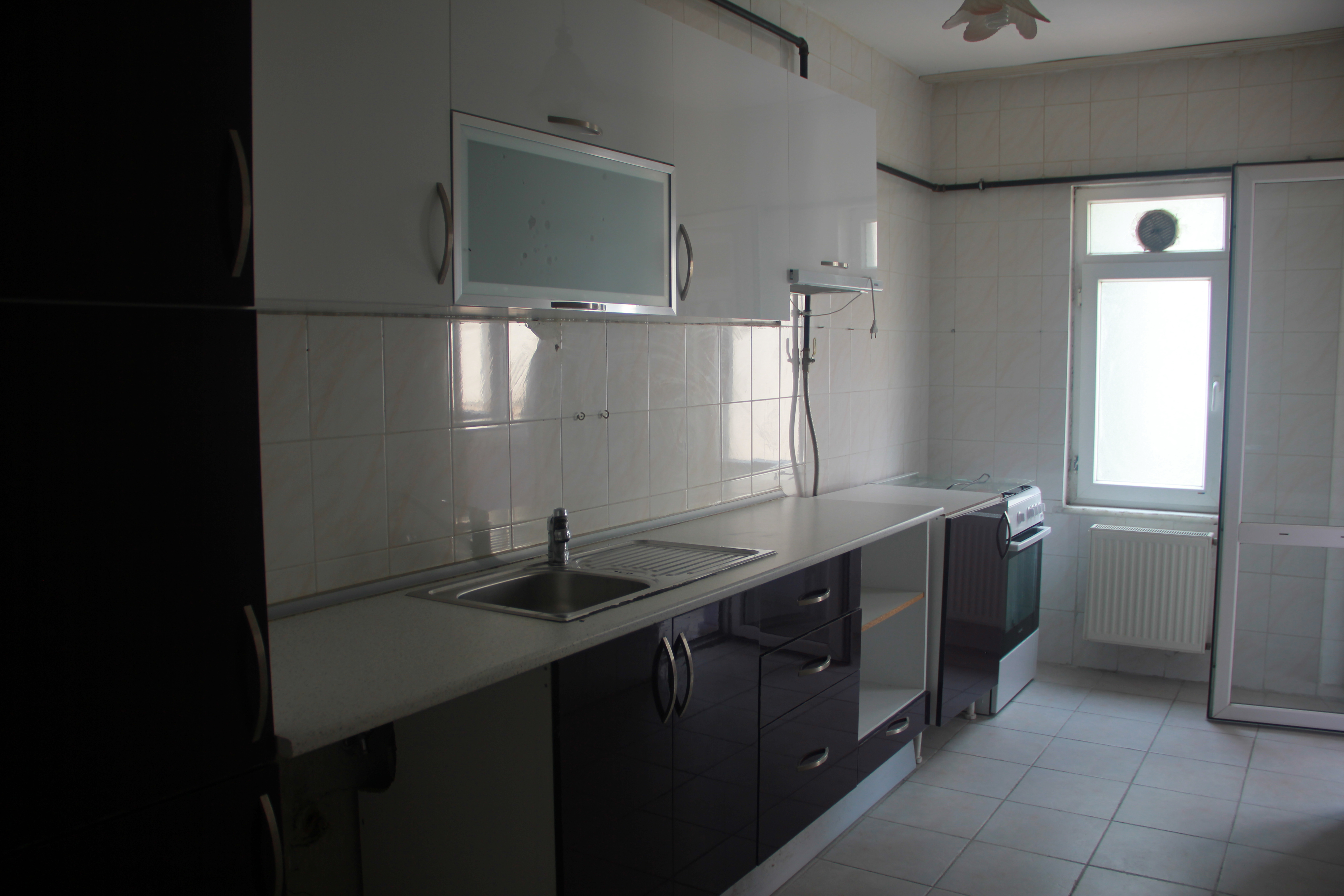 Kiralık Daire, İstanbul / ESENYURT / CUMHURİYET