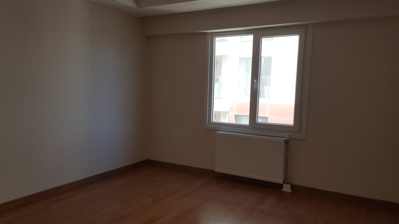 Kiralık Daire, İstanbul / ESENYURT / CUMHURİYET