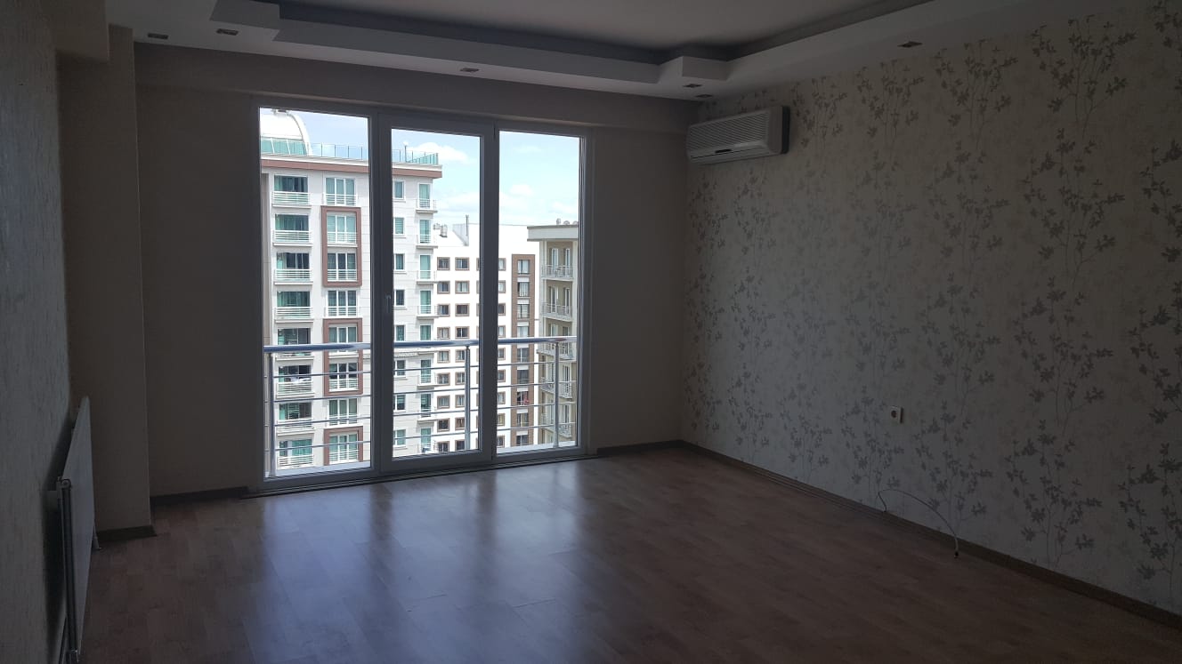 Kiralık Daire, İstanbul / ESENYURT / CUMHURİYET