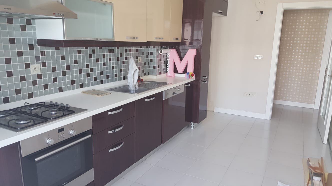 Kiralık Daire, İstanbul / ESENYURT / CUMHURİYET