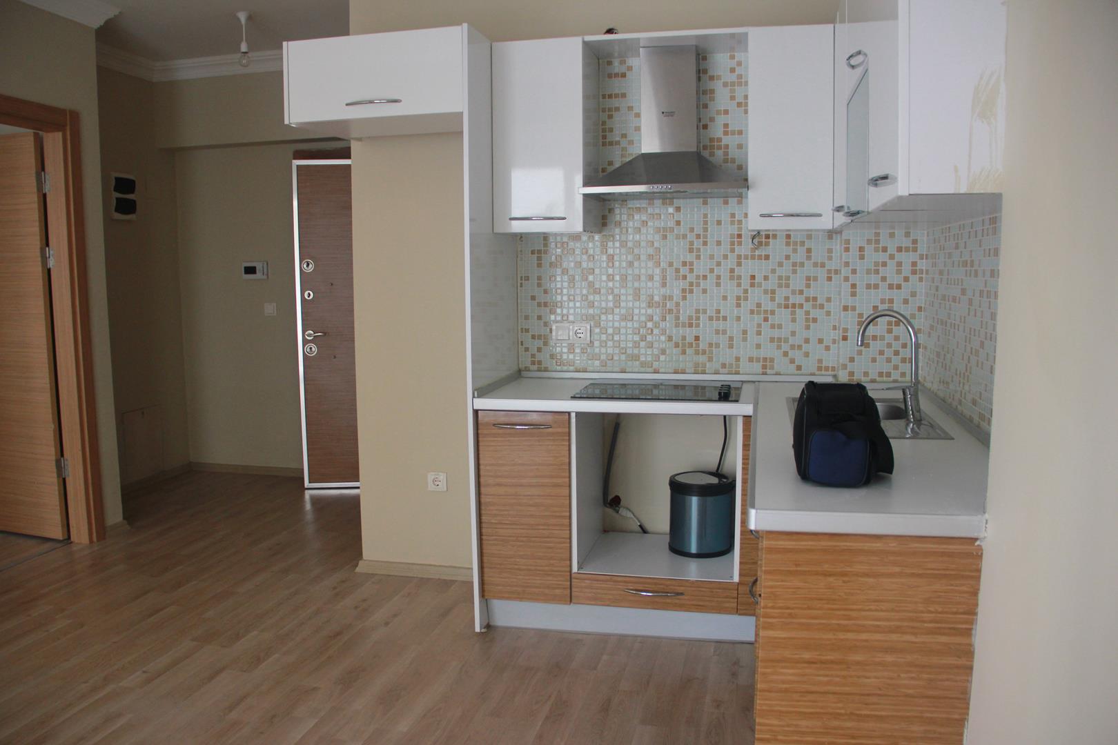 Kiralık Daire, İstanbul / ESENYURT / CUMHURİYET