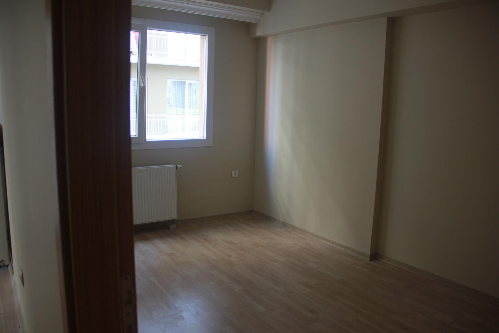 Kiralık Daire, İstanbul / ESENYURT / CUMHURİYET