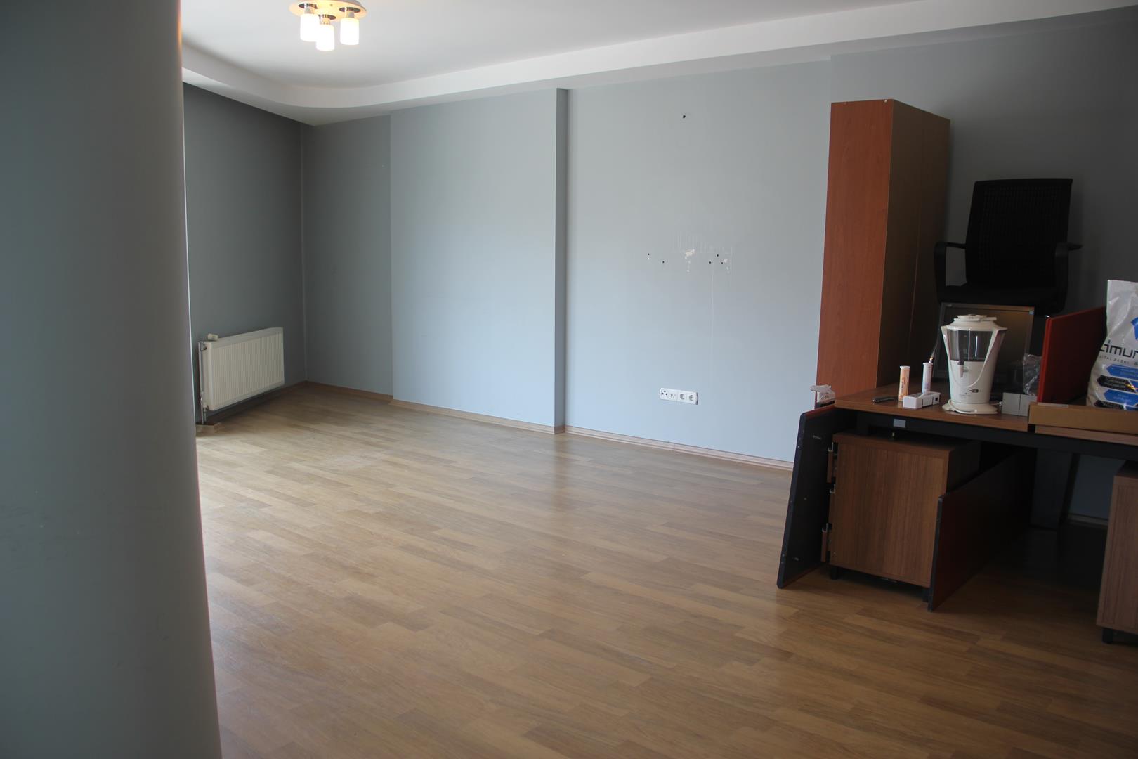 Kiralık Daire, İstanbul / ESENYURT / CUMHURİYET