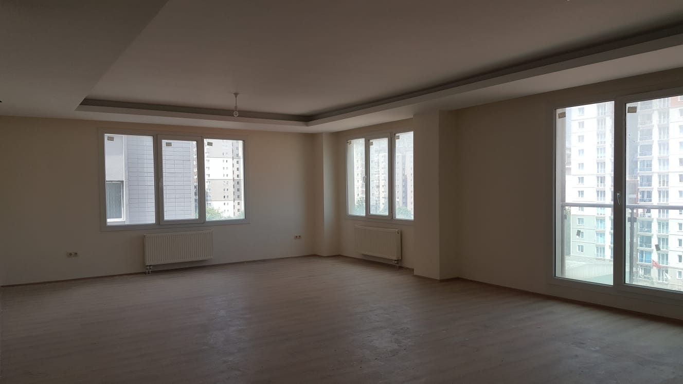 Kiralık Daire, İstanbul / ESENYURT / CUMHURİYET