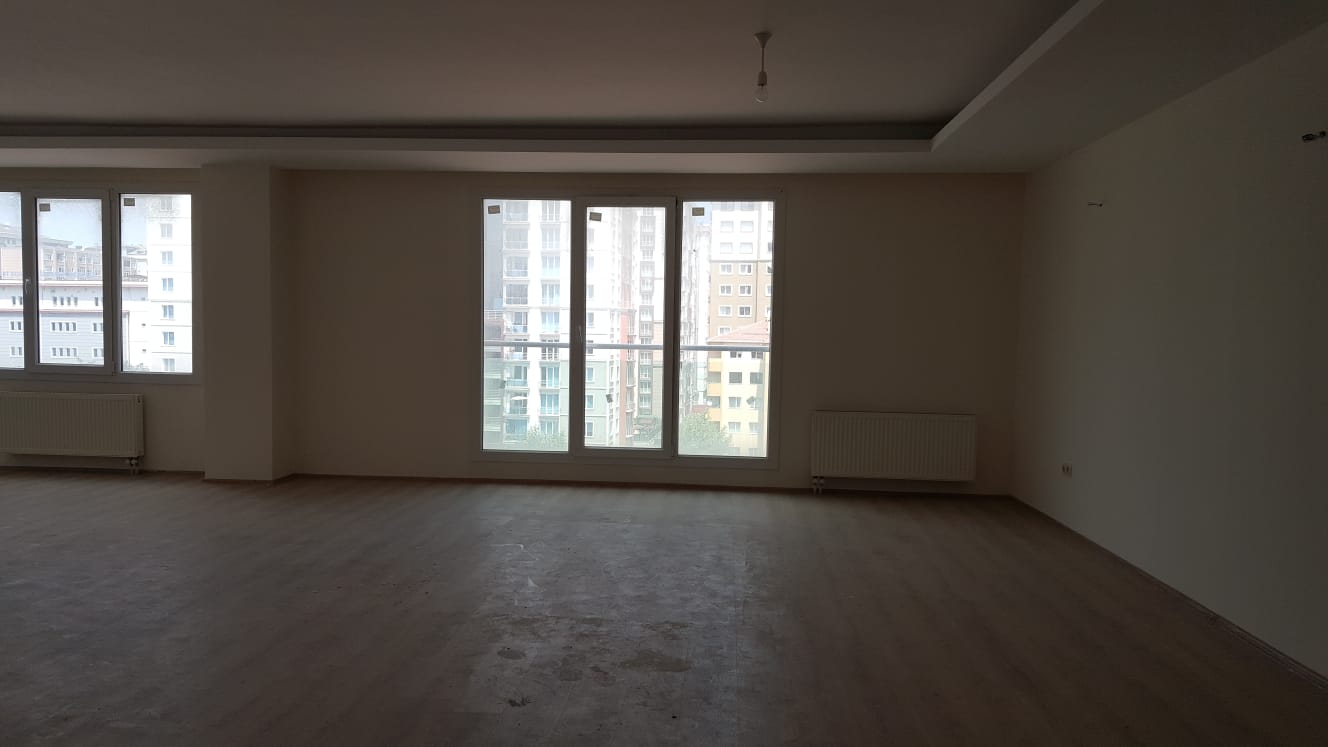 Kiralık Daire, İstanbul / ESENYURT / CUMHURİYET