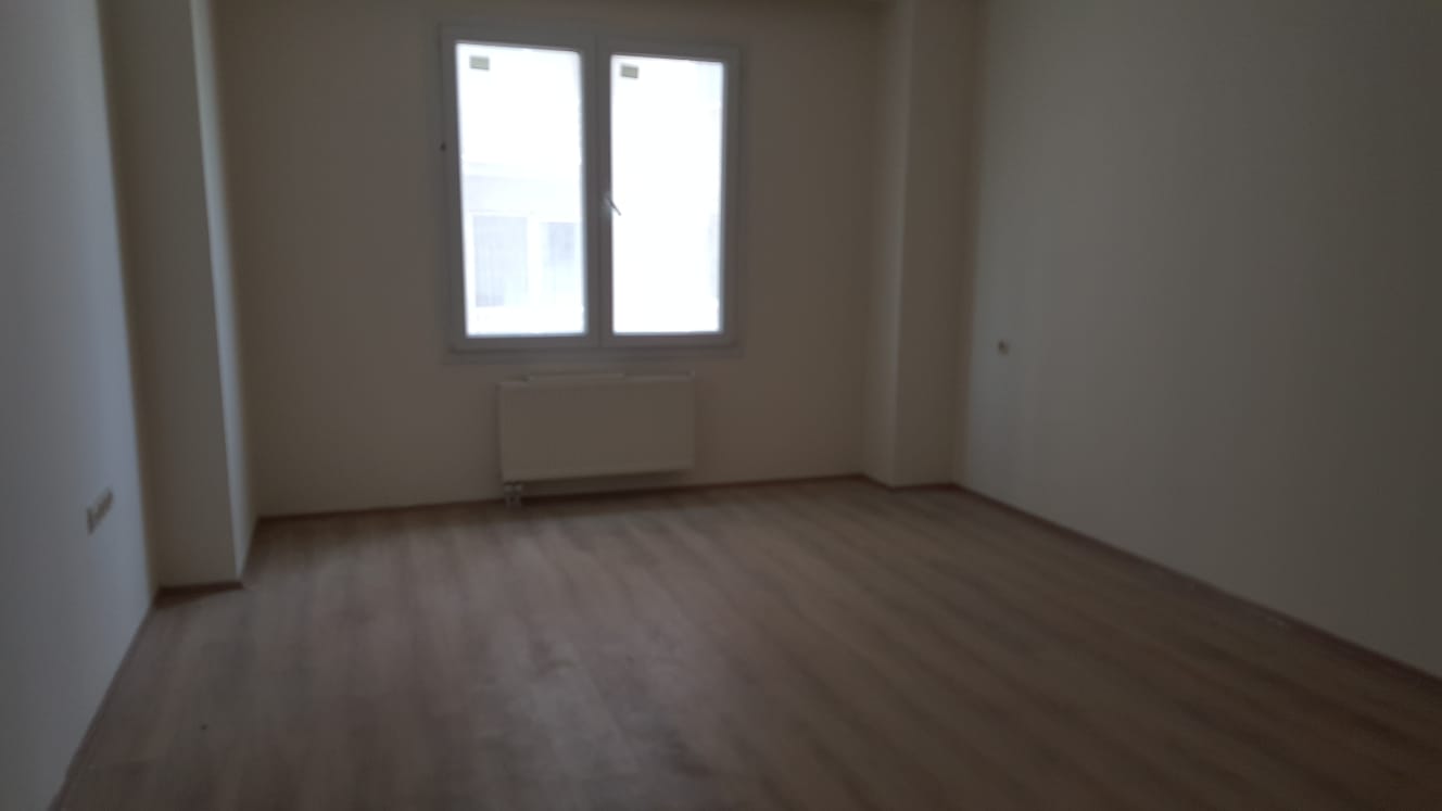 Kiralık Daire, İstanbul / ESENYURT / CUMHURİYET