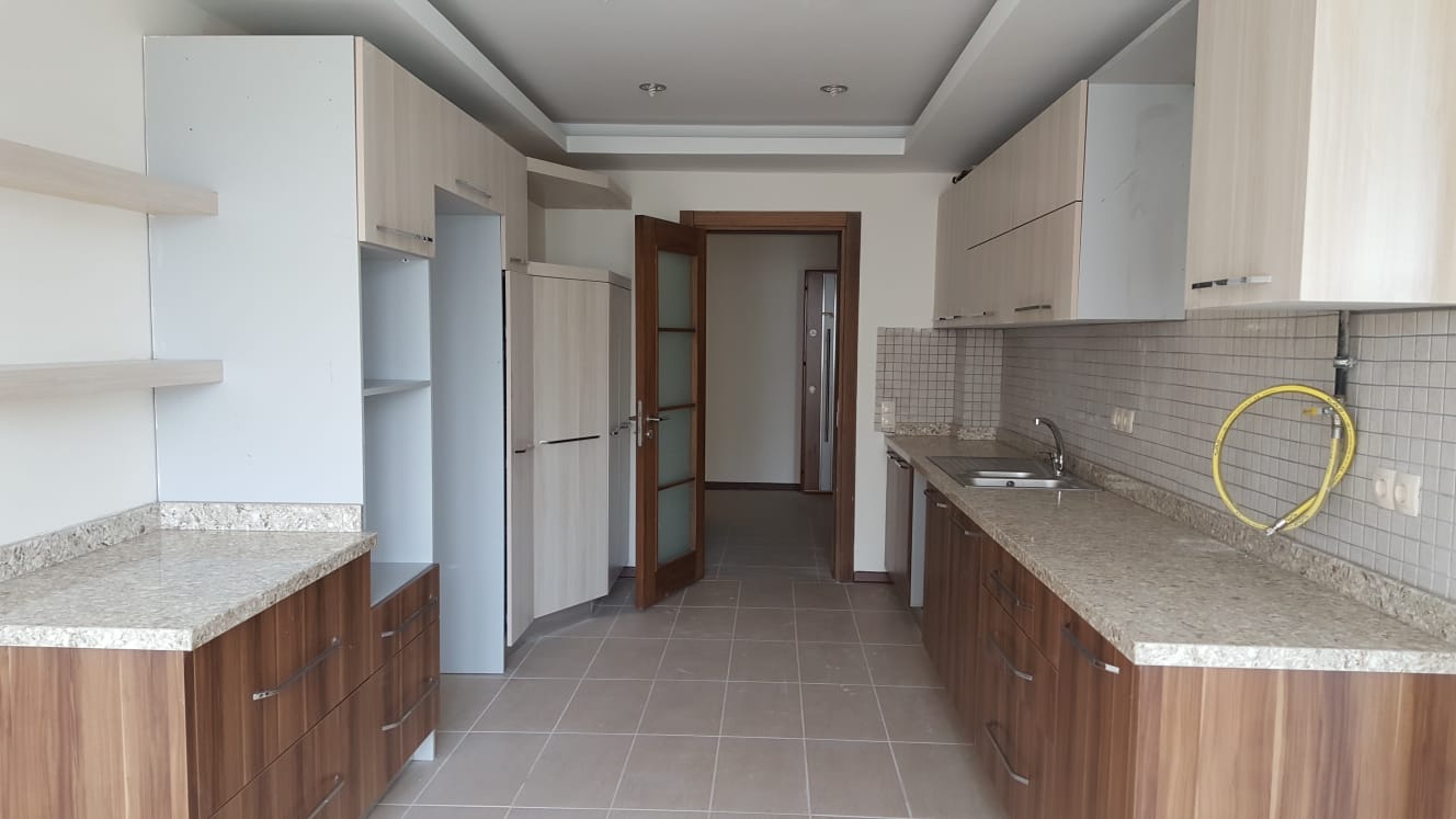 Kiralık Daire, İstanbul / ESENYURT / CUMHURİYET