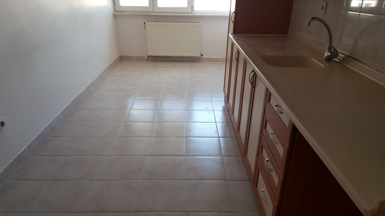 Kiralık Apartman, İstanbul / ESENYURT / CUMHURİYET
