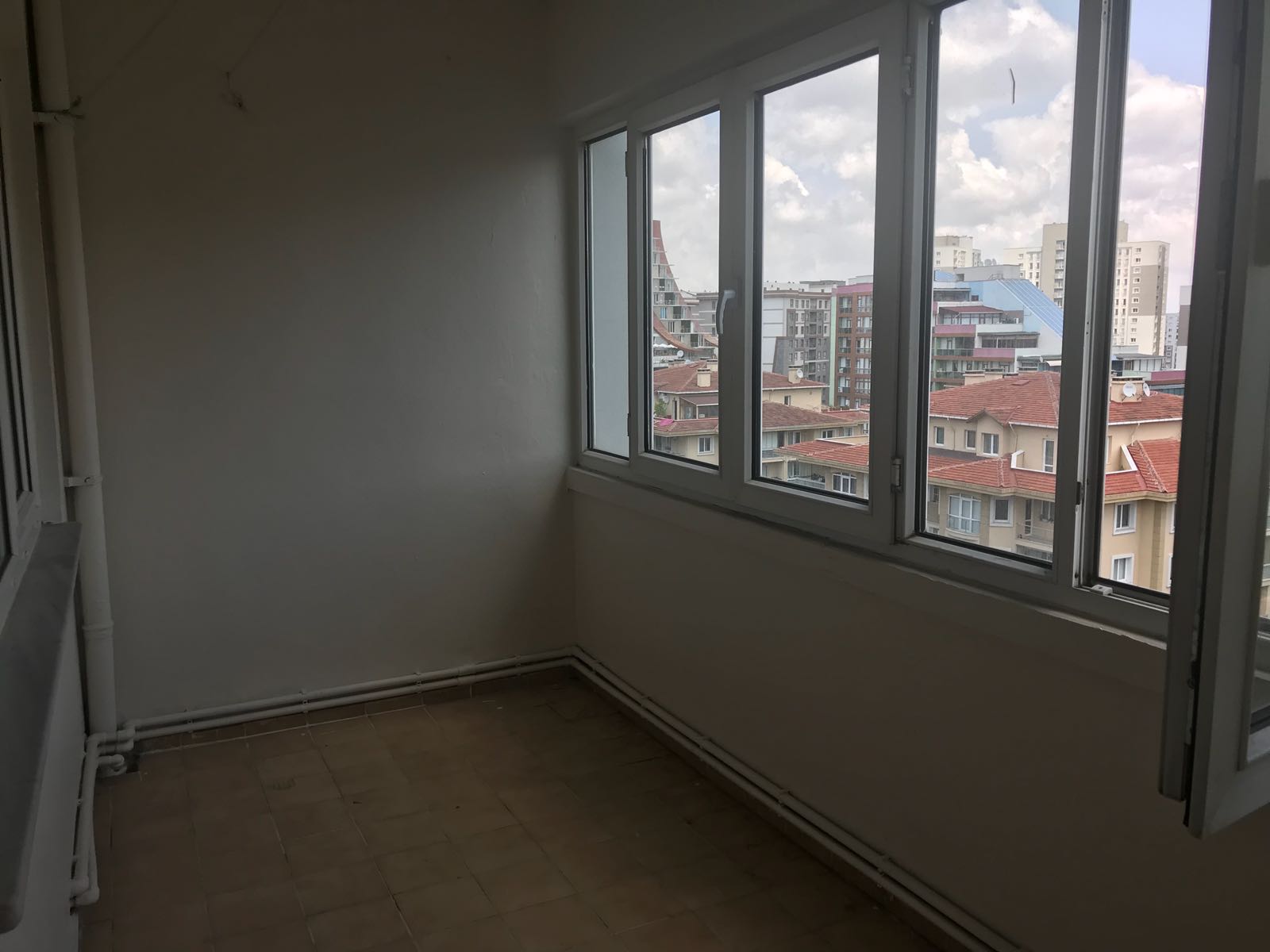 Kiralık Daire, İstanbul / ESENYURT / CUMHURİYET
