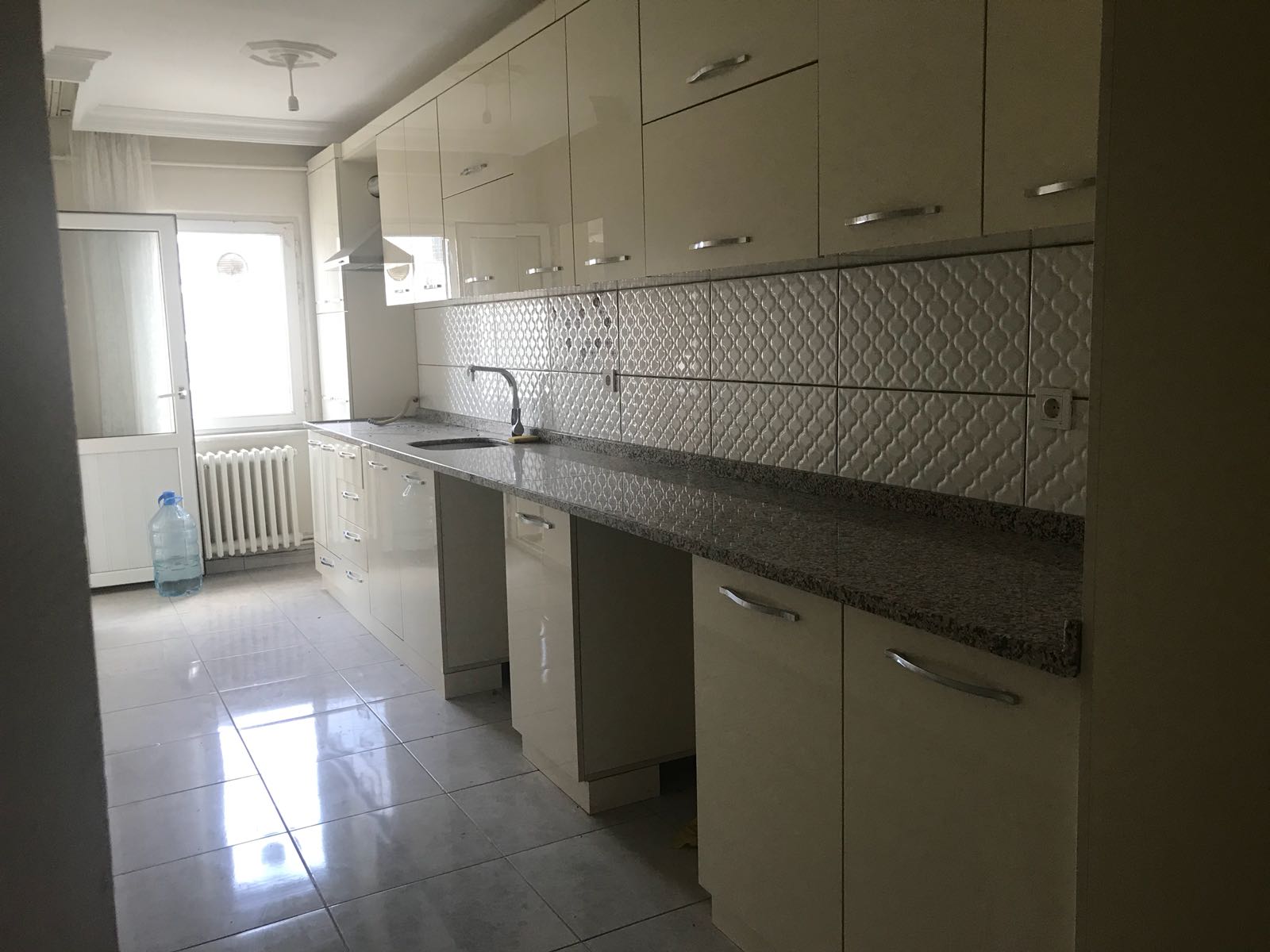 Kiralık Daire, İstanbul / ESENYURT / CUMHURİYET