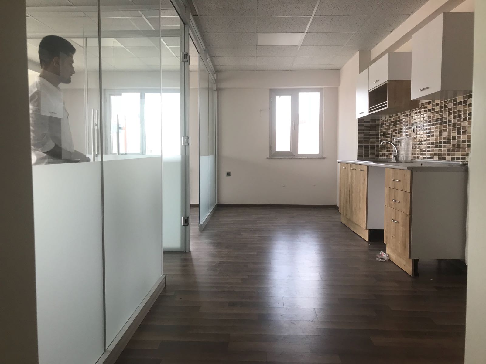 Kiralık OFİS, İstanbul / ESENYURT / CUMHURİYET