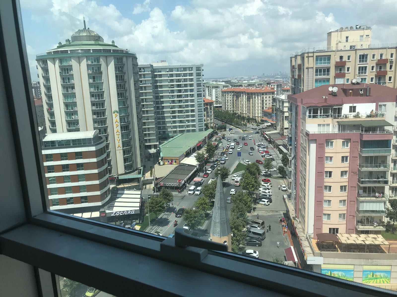 Kiralık OFİS, İstanbul / ESENYURT / CUMHURİYET