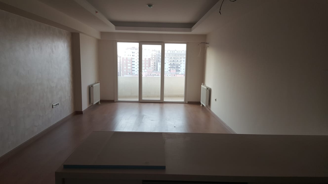 Kiralık Daire, İstanbul / ESENYURT / CUMHURİYET