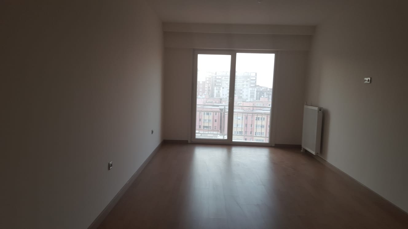 Kiralık Daire, İstanbul / ESENYURT / CUMHURİYET