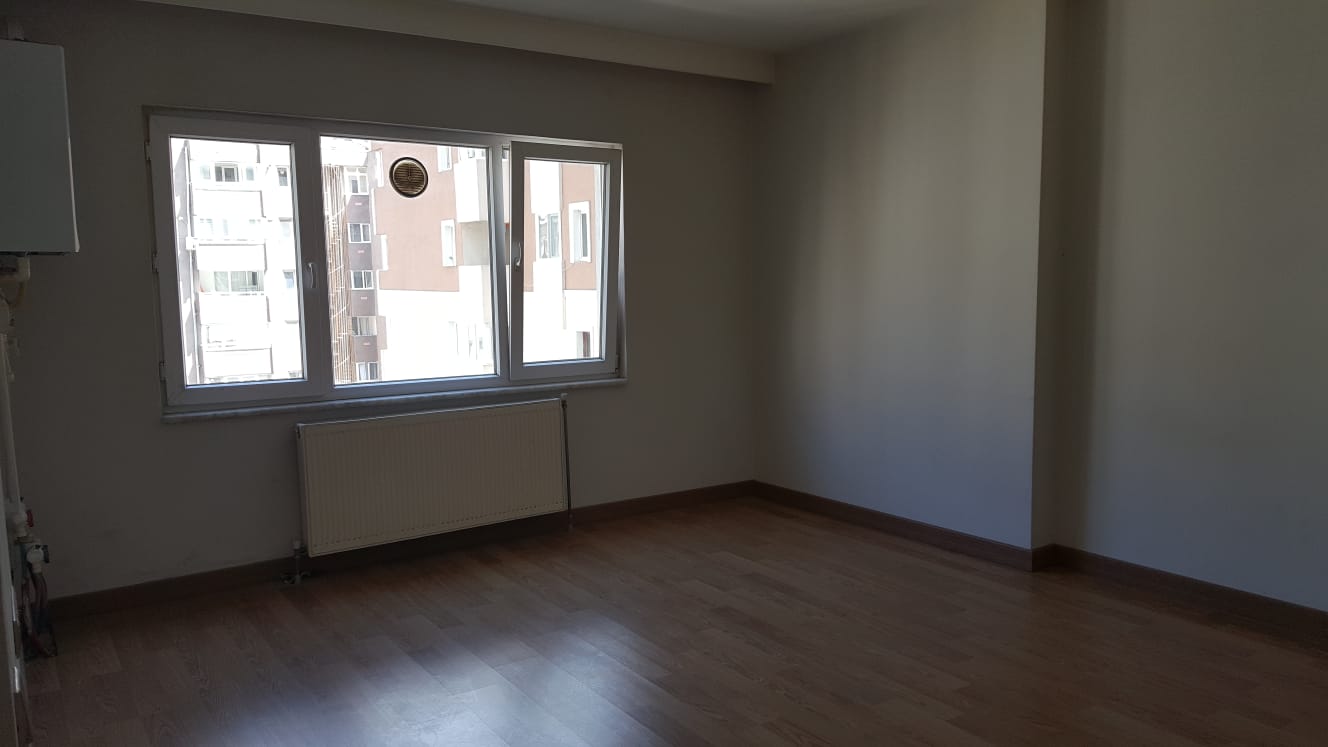 Kiralık Daire, İstanbul / ESENYURT / CUMHURİYET