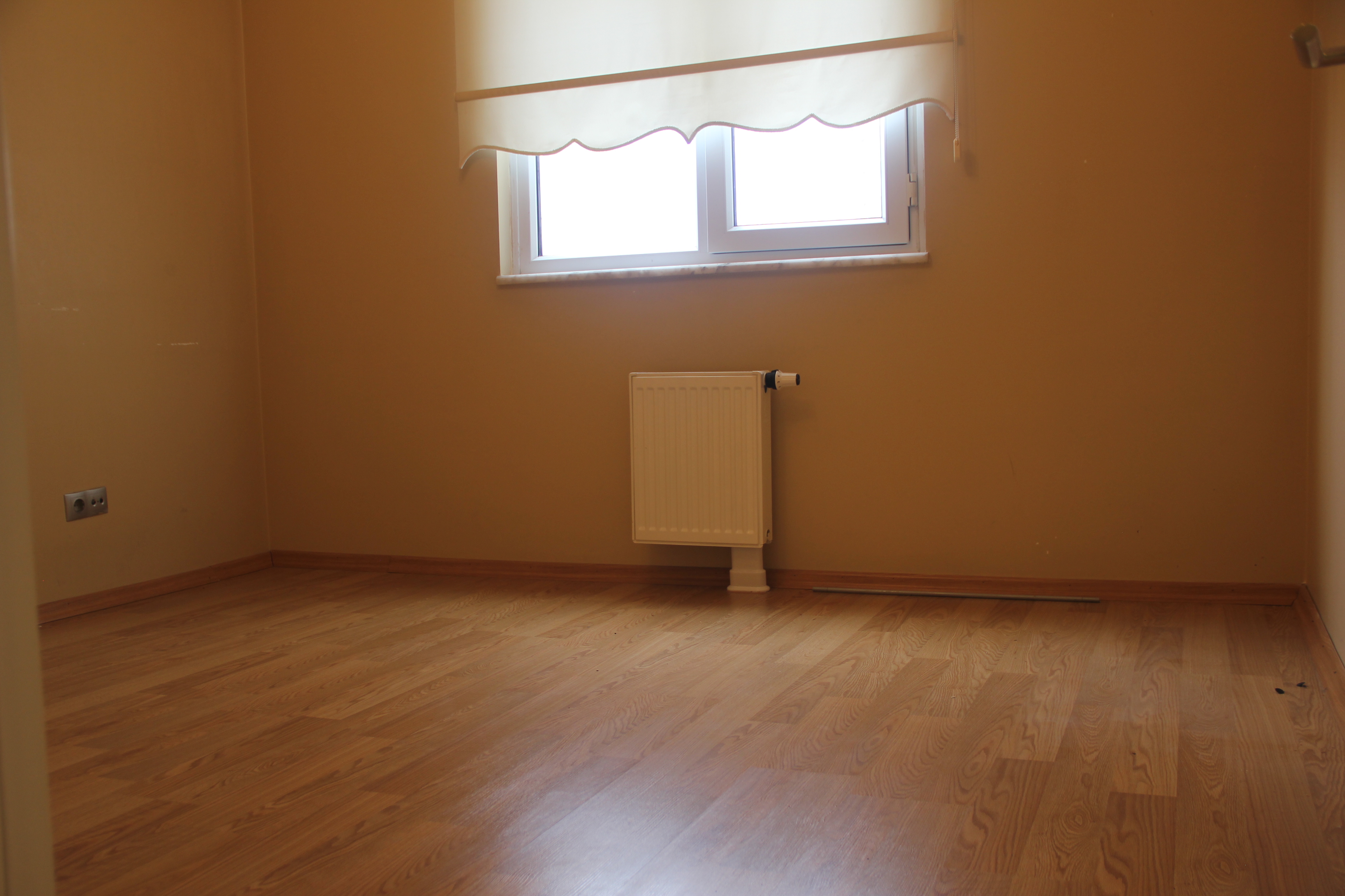 Kiralık Daire, İstanbul / ESENYURT / CUMHURİYET