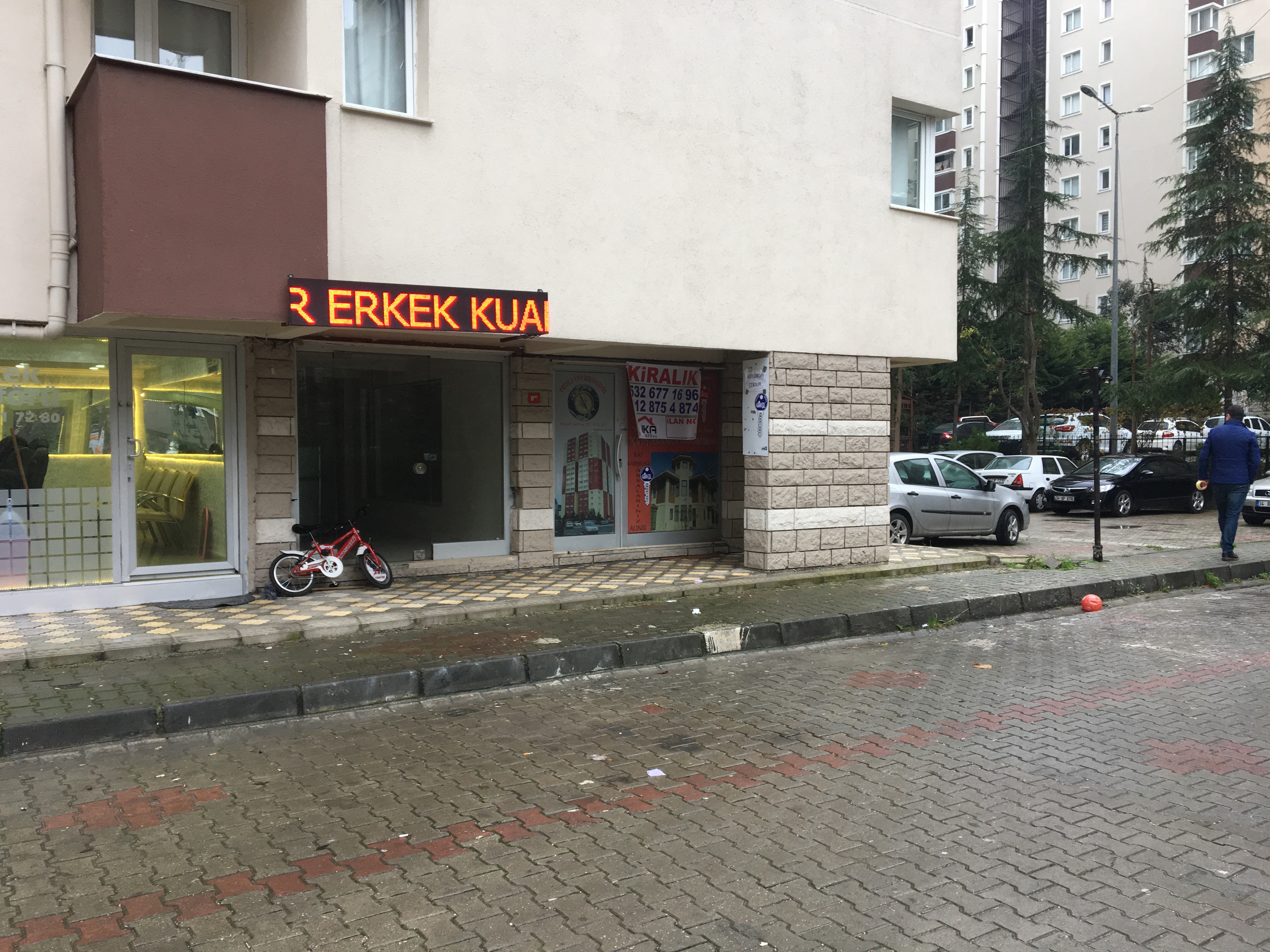 Kiralık Dükkan, İstanbul / ESENYURT / CUMHURİYET MAH