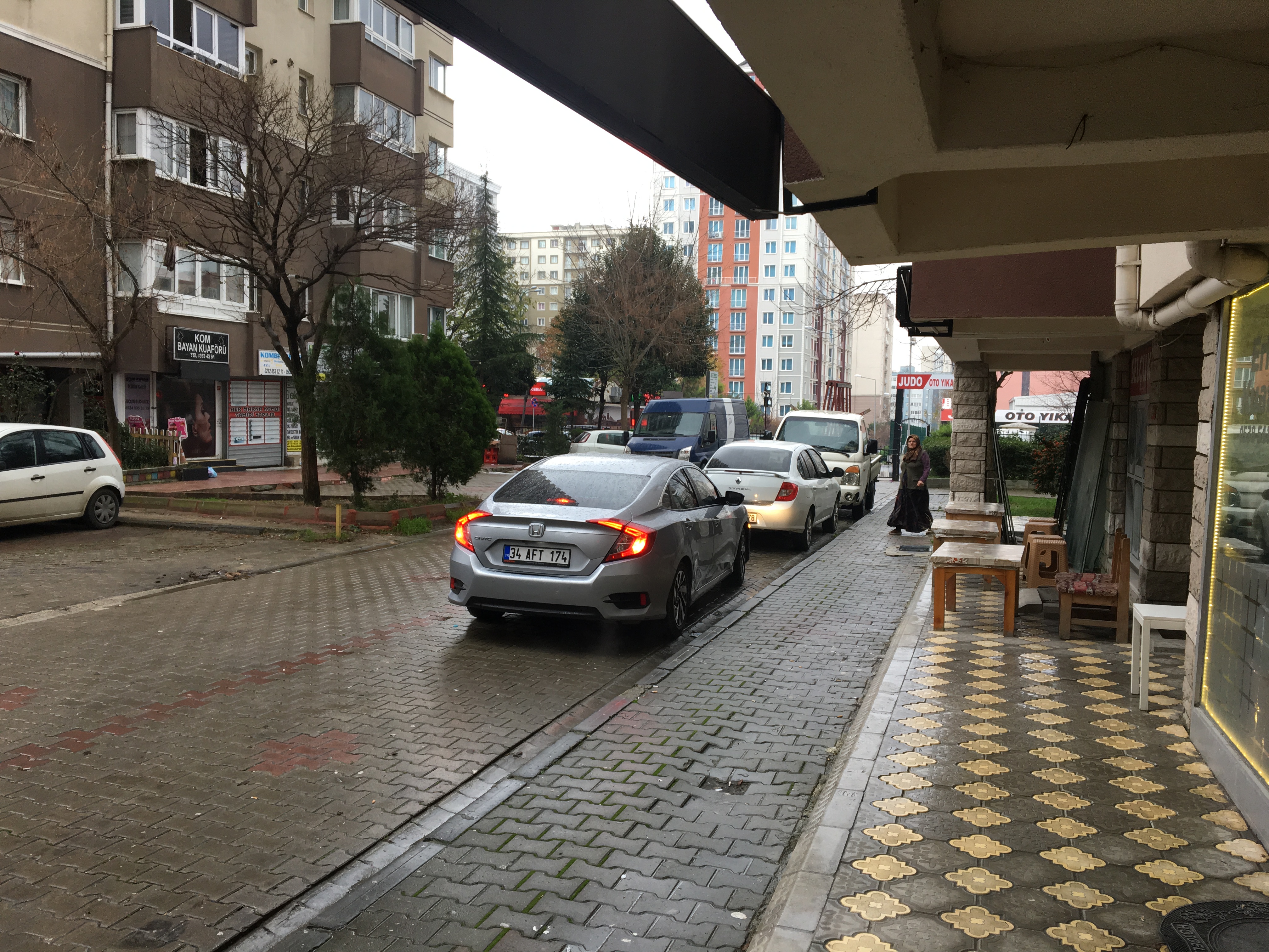 Kiralık Dükkan, İstanbul / ESENYURT / CUMHURİYET MAH