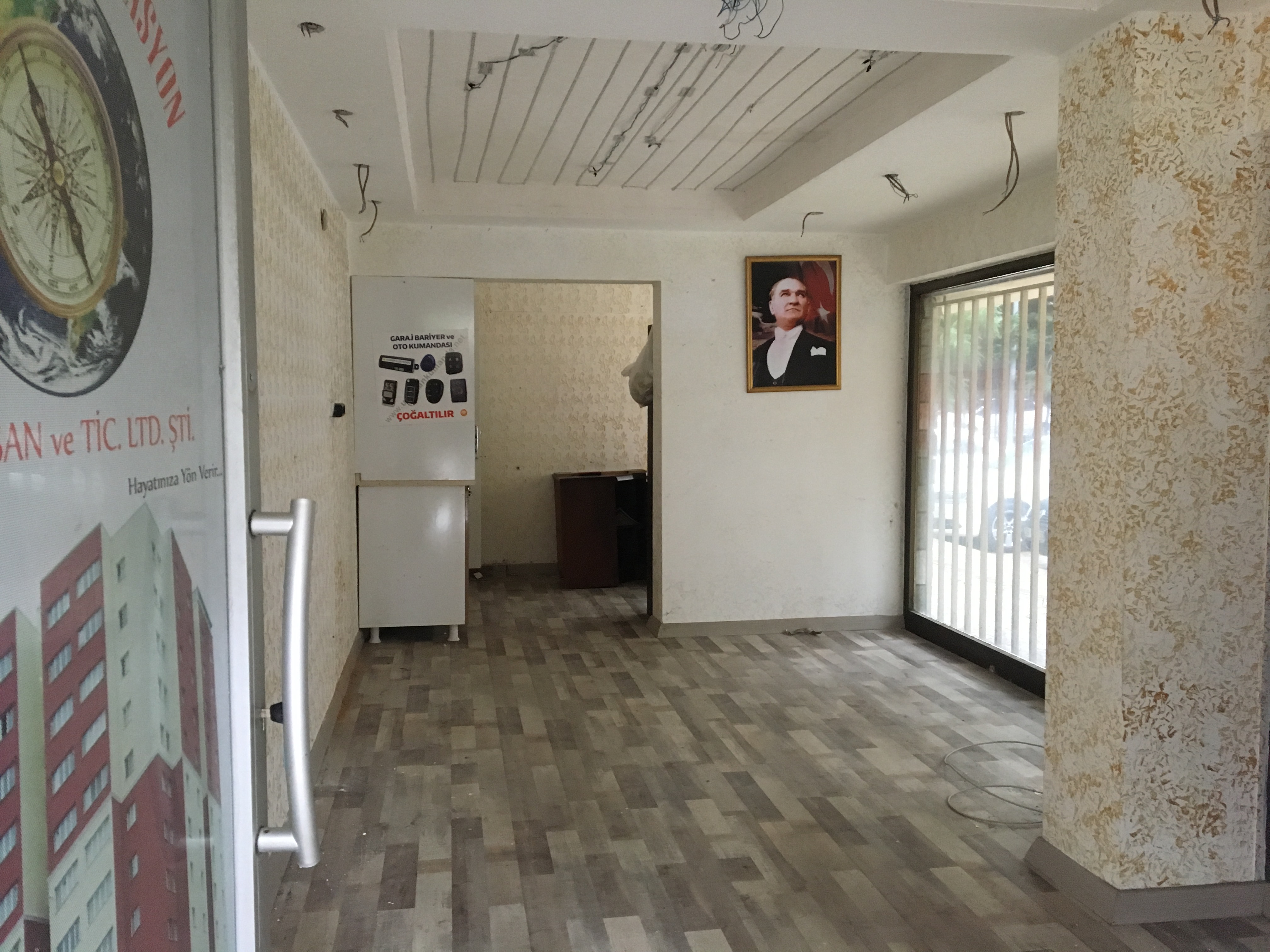 Kiralık Dükkan, İstanbul / ESENYURT / CUMHURİYET MAH