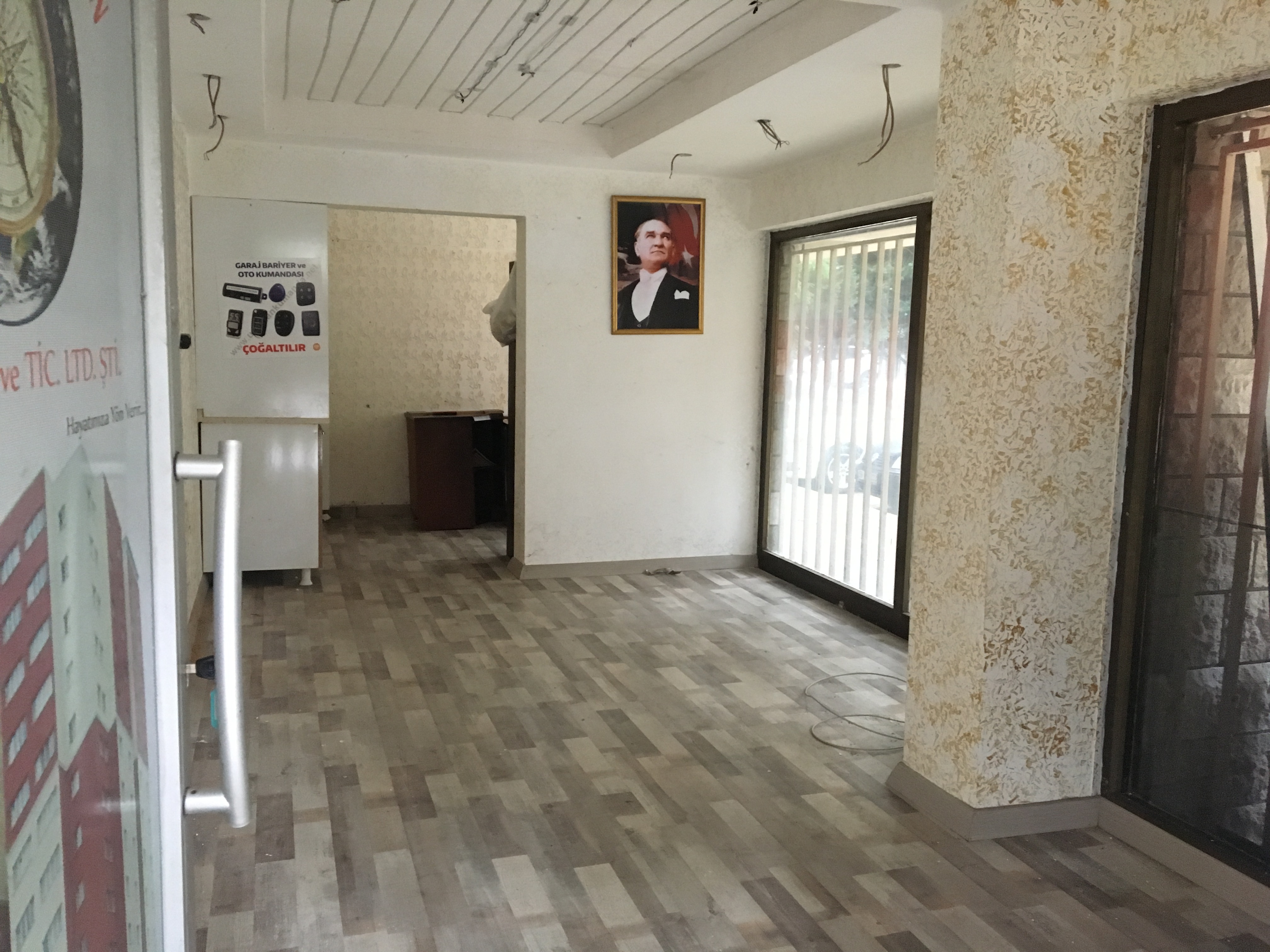 Kiralık Dükkan, İstanbul / ESENYURT / CUMHURİYET MAH