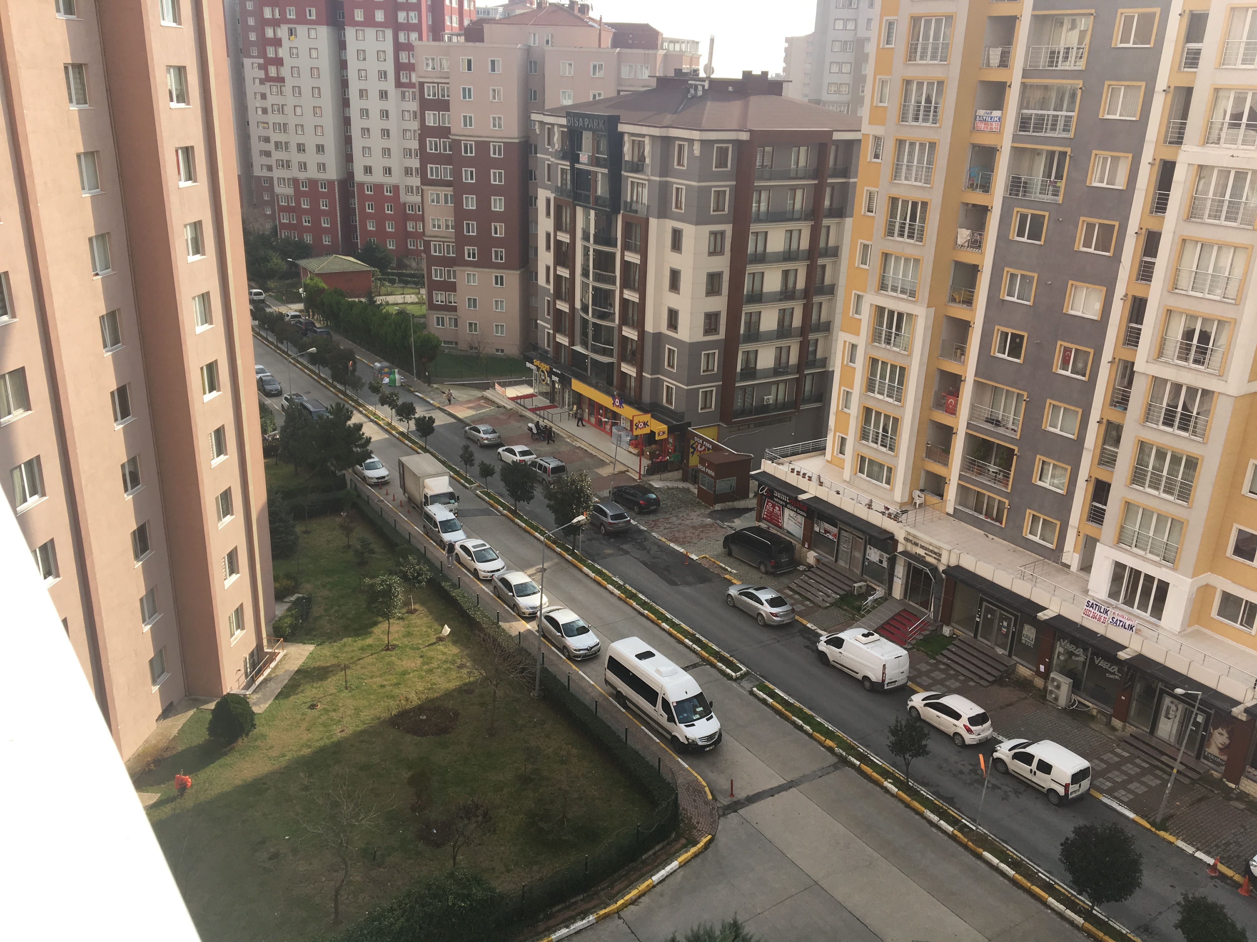 Kiralık Daire, İstanbul / ADNAN KAHVECİ / ADNAN KAHVECİ
