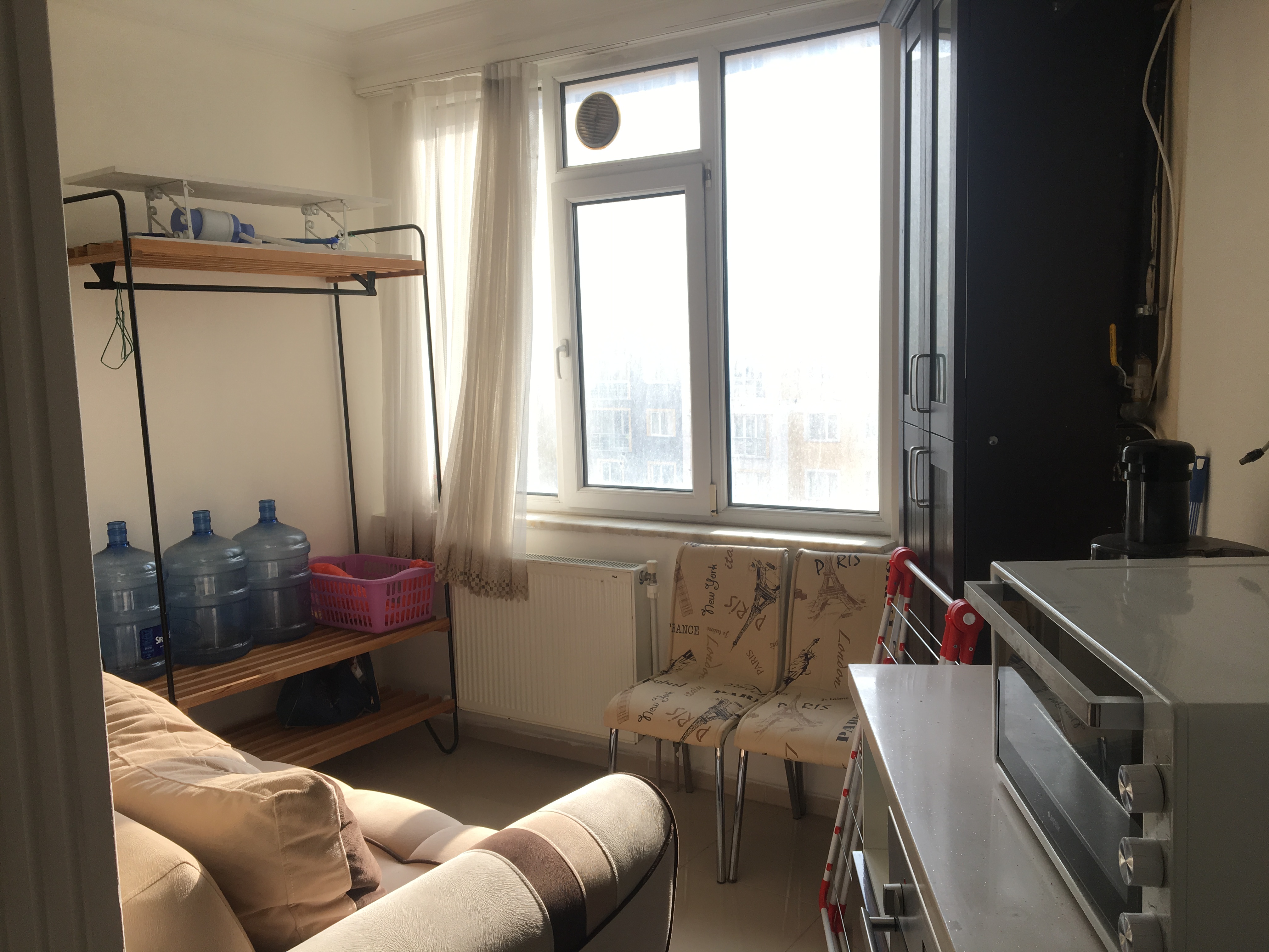 Kiralık Daire, İstanbul / ADNAN KAHVECİ / ADNAN KAHVECİ