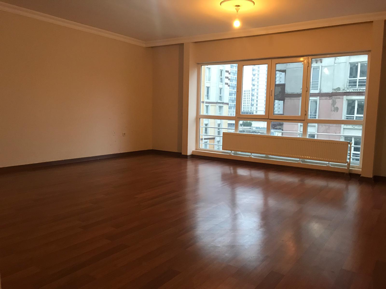 Kiralık Daire, İstanbul / ESENYURT / GÖKEVLER