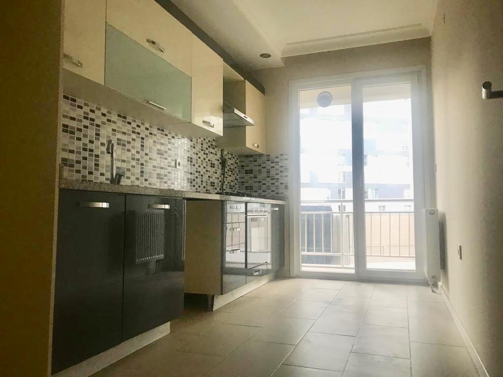 Kiralık Daire, İstanbul / ESENYURT / GÖKEVLER